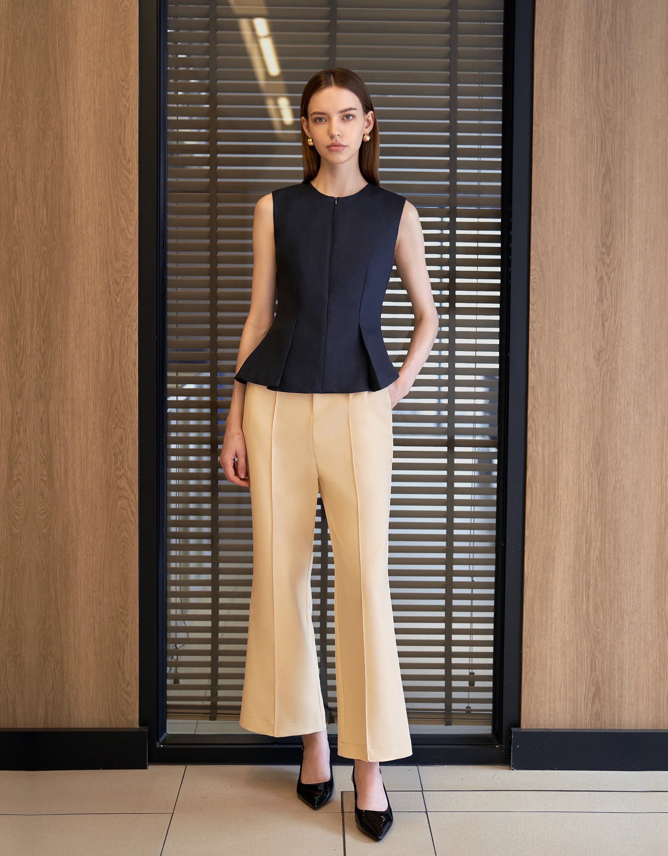 Pleated Hem Sleeveless Top - Image 6