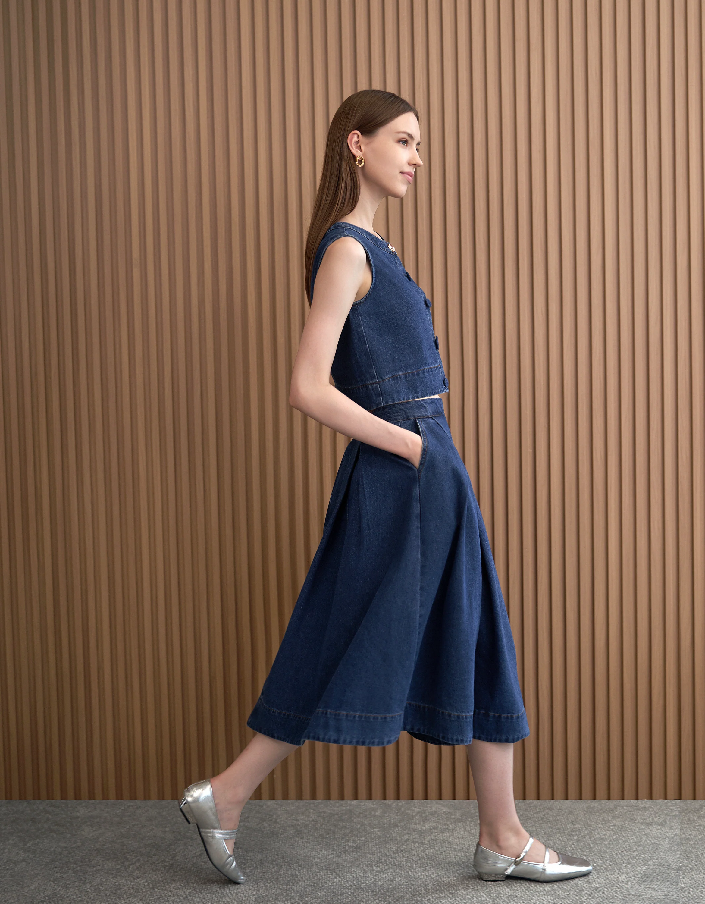 Pleated Midi Denim Skirt - Image 6