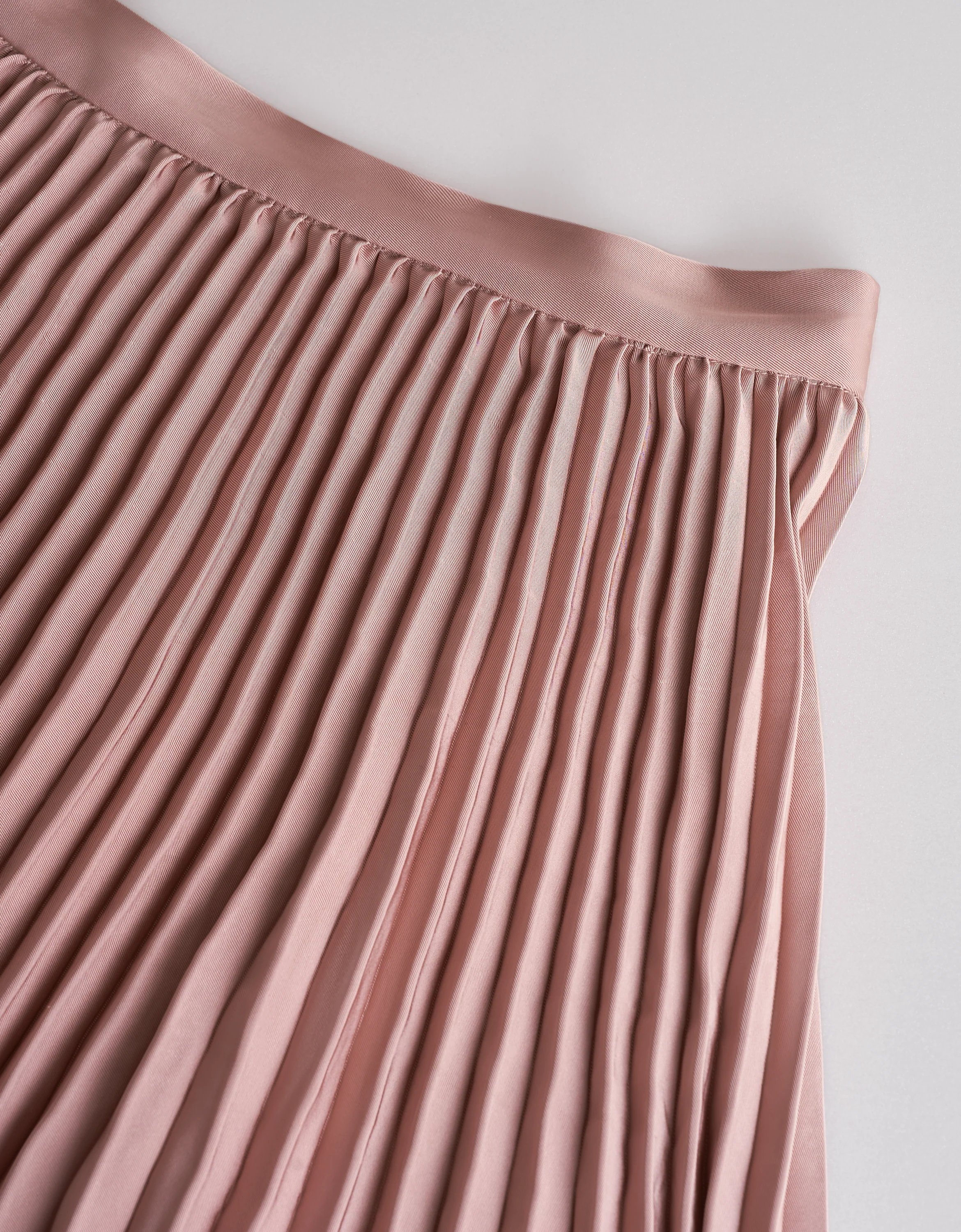 Pleated Midi Fishtail Skirt - Image 19