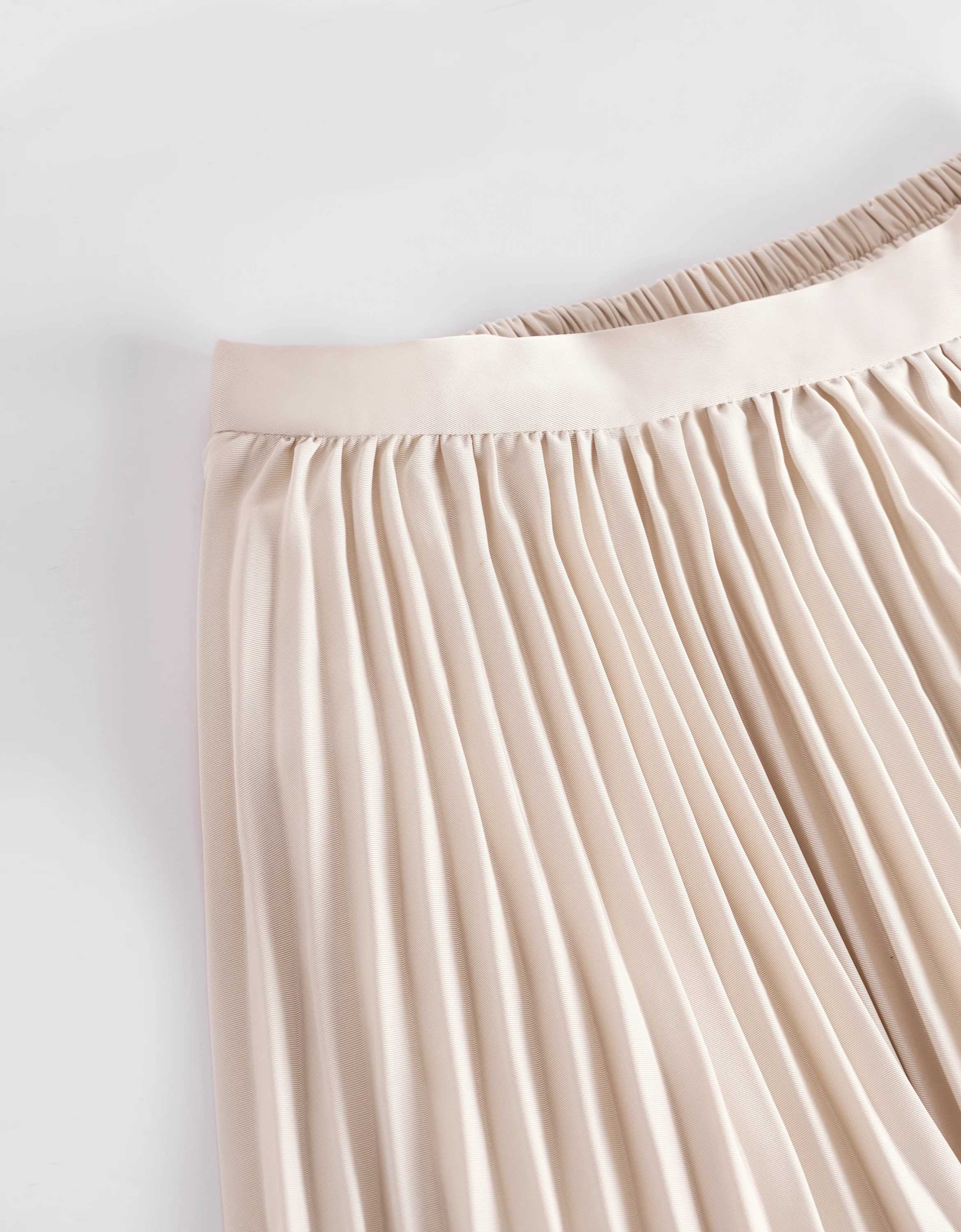 Pleated Midi Fishtail Skirt - Image 38
