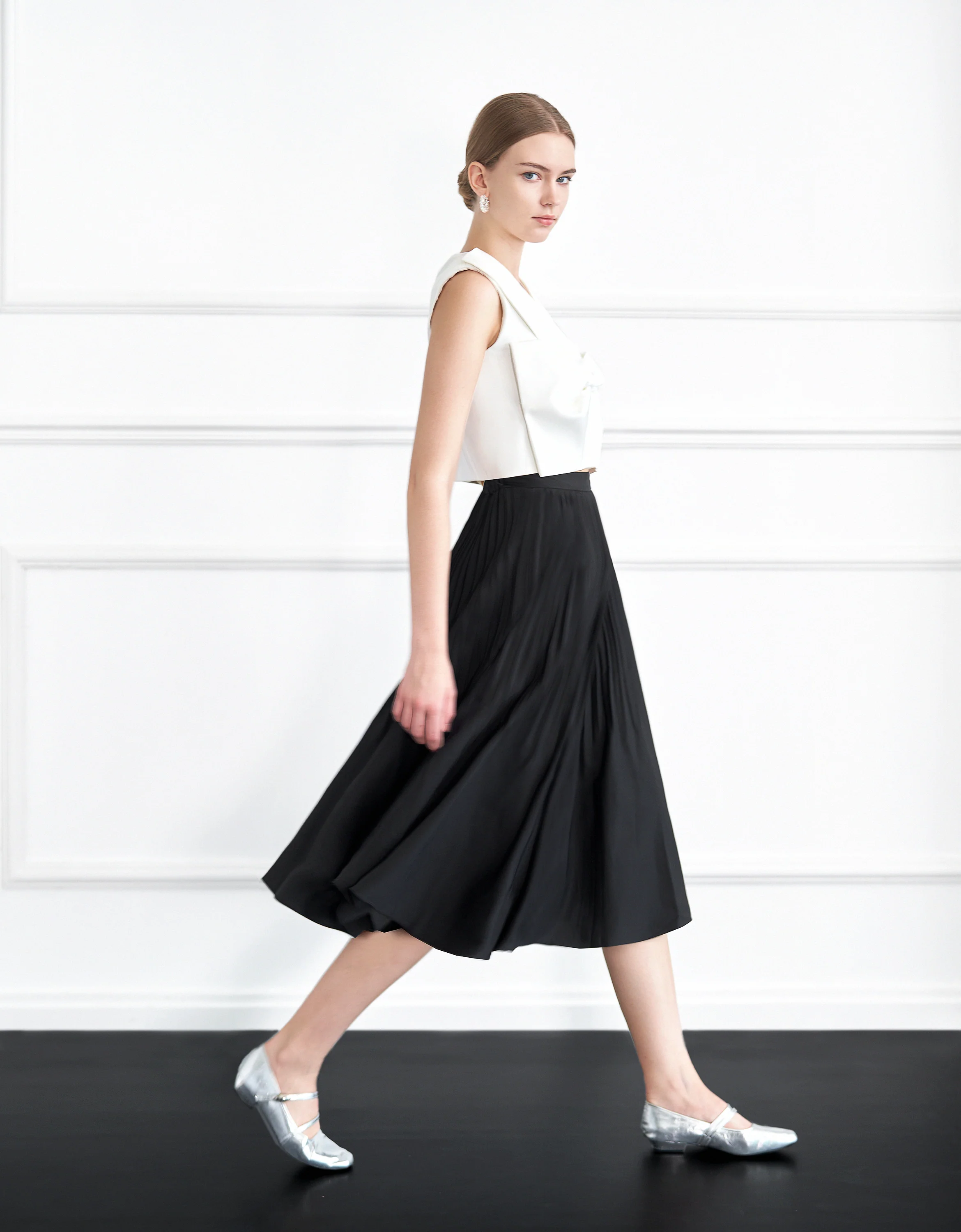 Pleated Midi Fishtail Skirt - Image 7