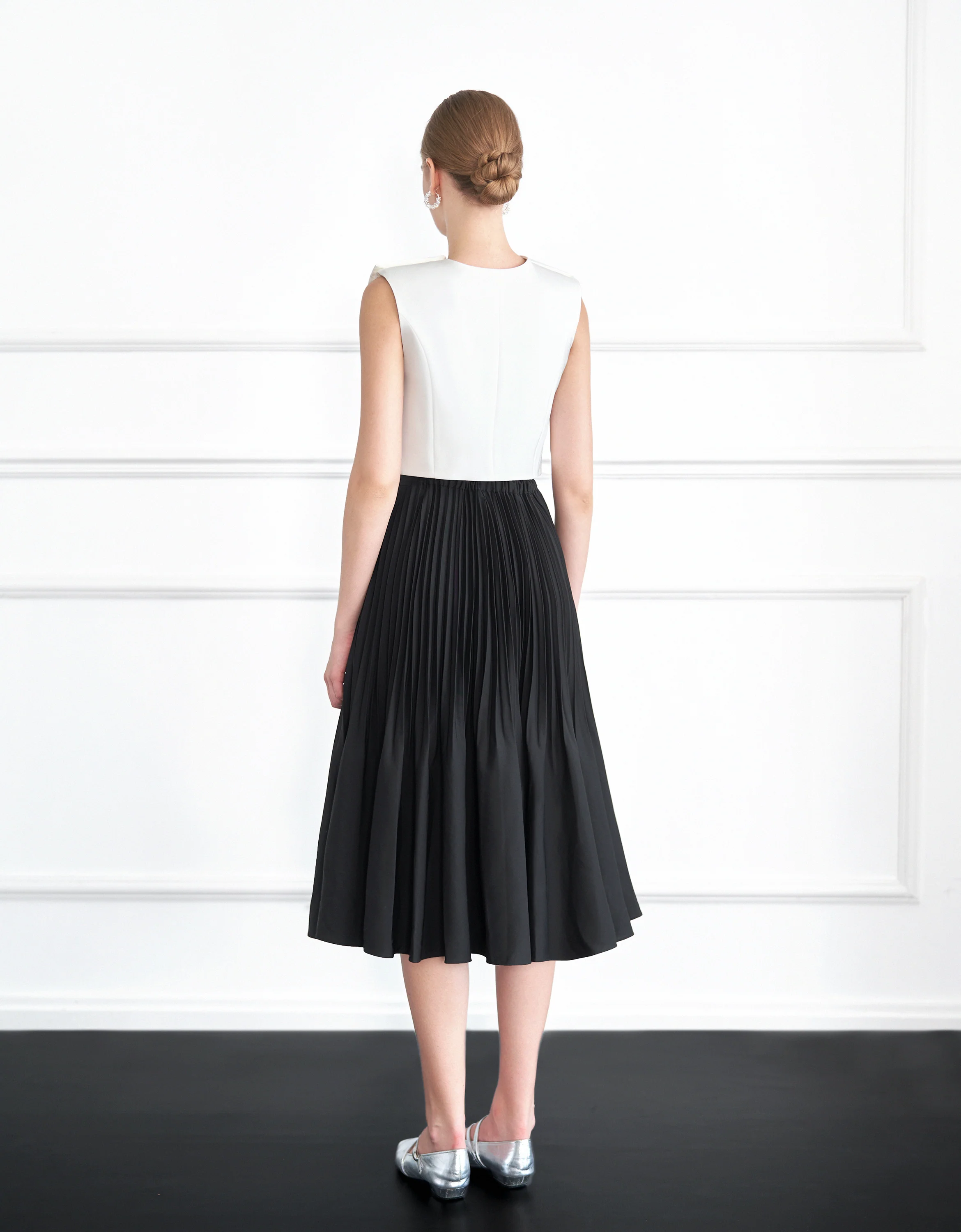 Pleated Midi Fishtail Skirt - Image 8