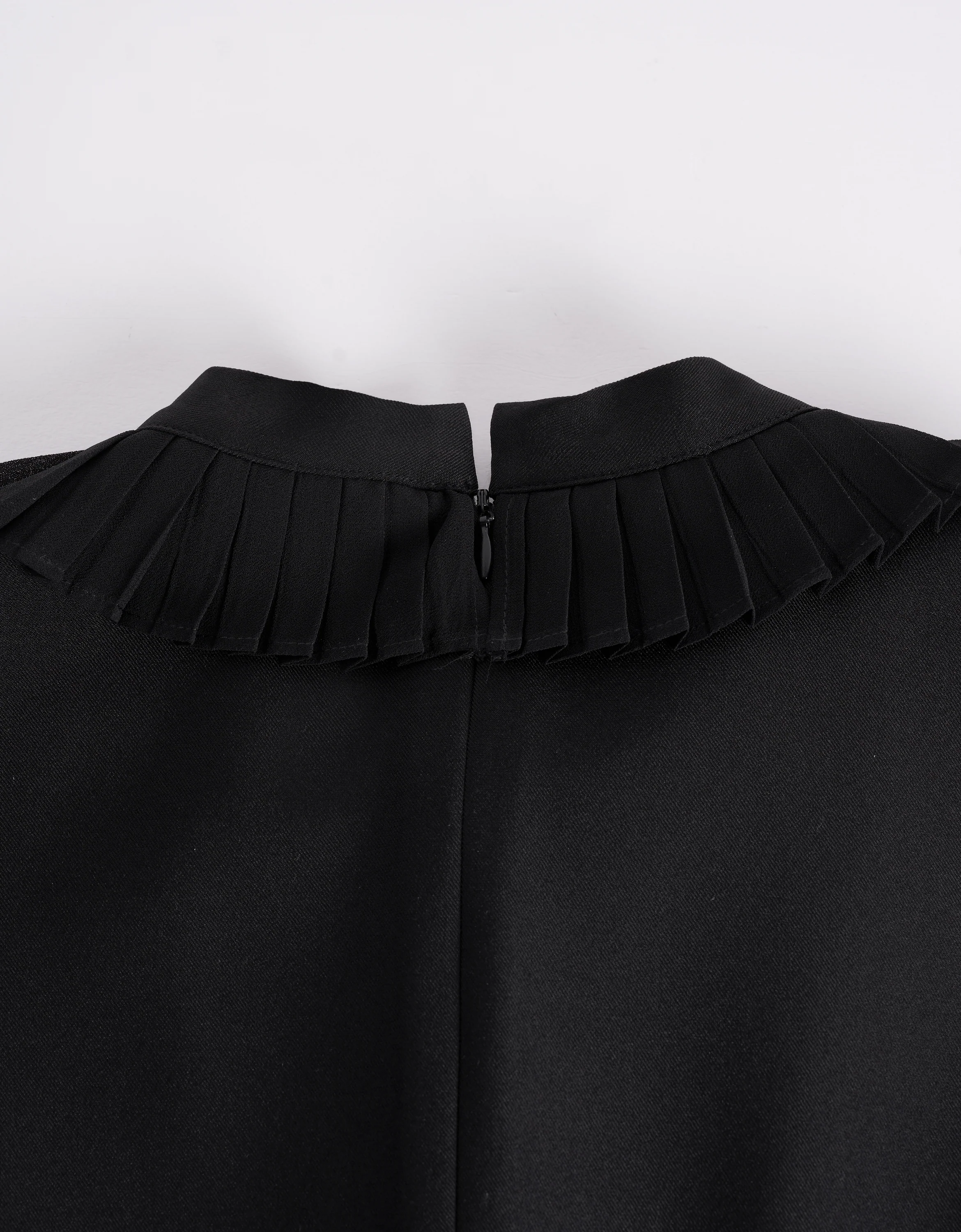 Pleated Neckline Bow Tie Sleeveless Dress - Image 10