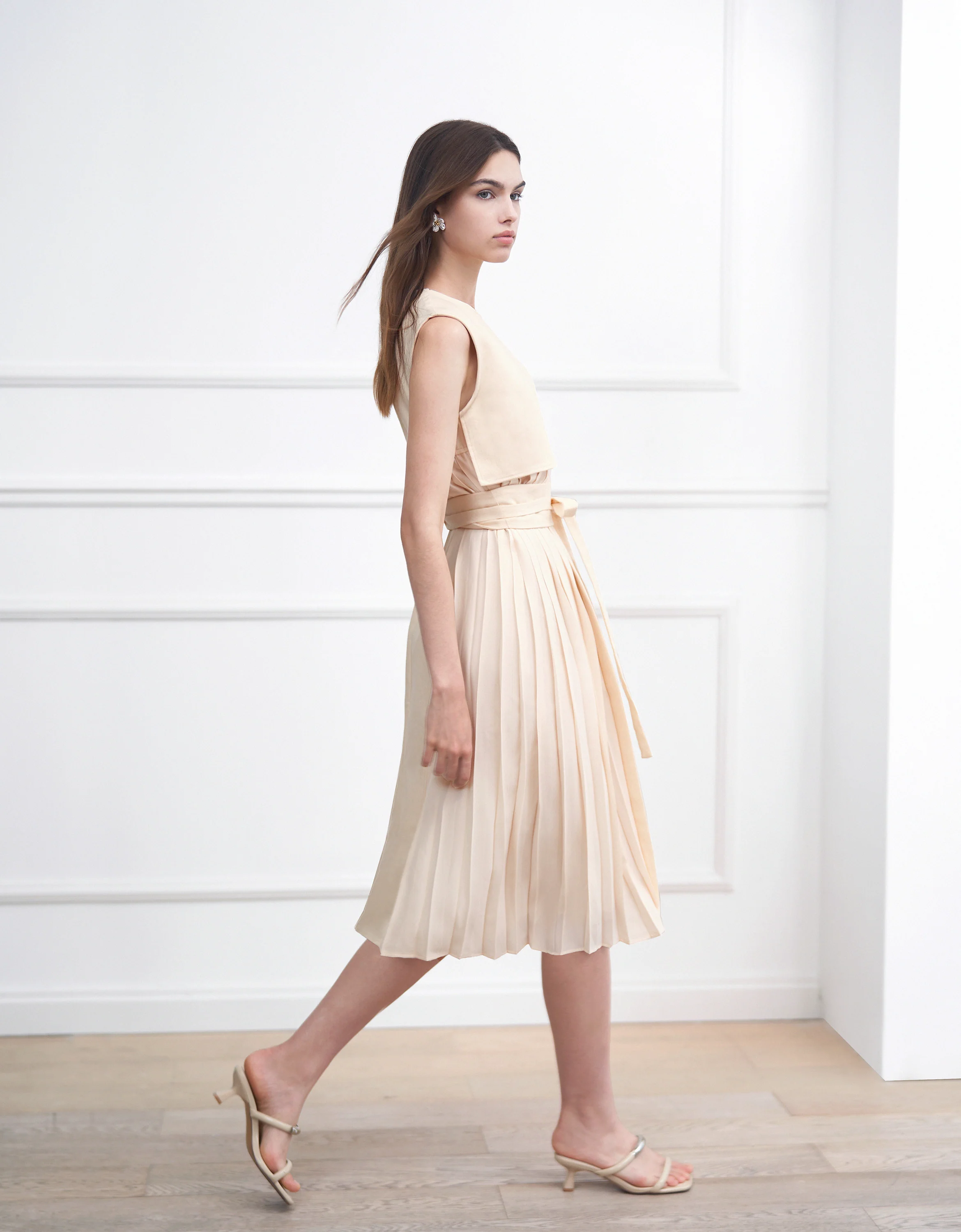Pleated Panel Denim Midi Dress - Image 25