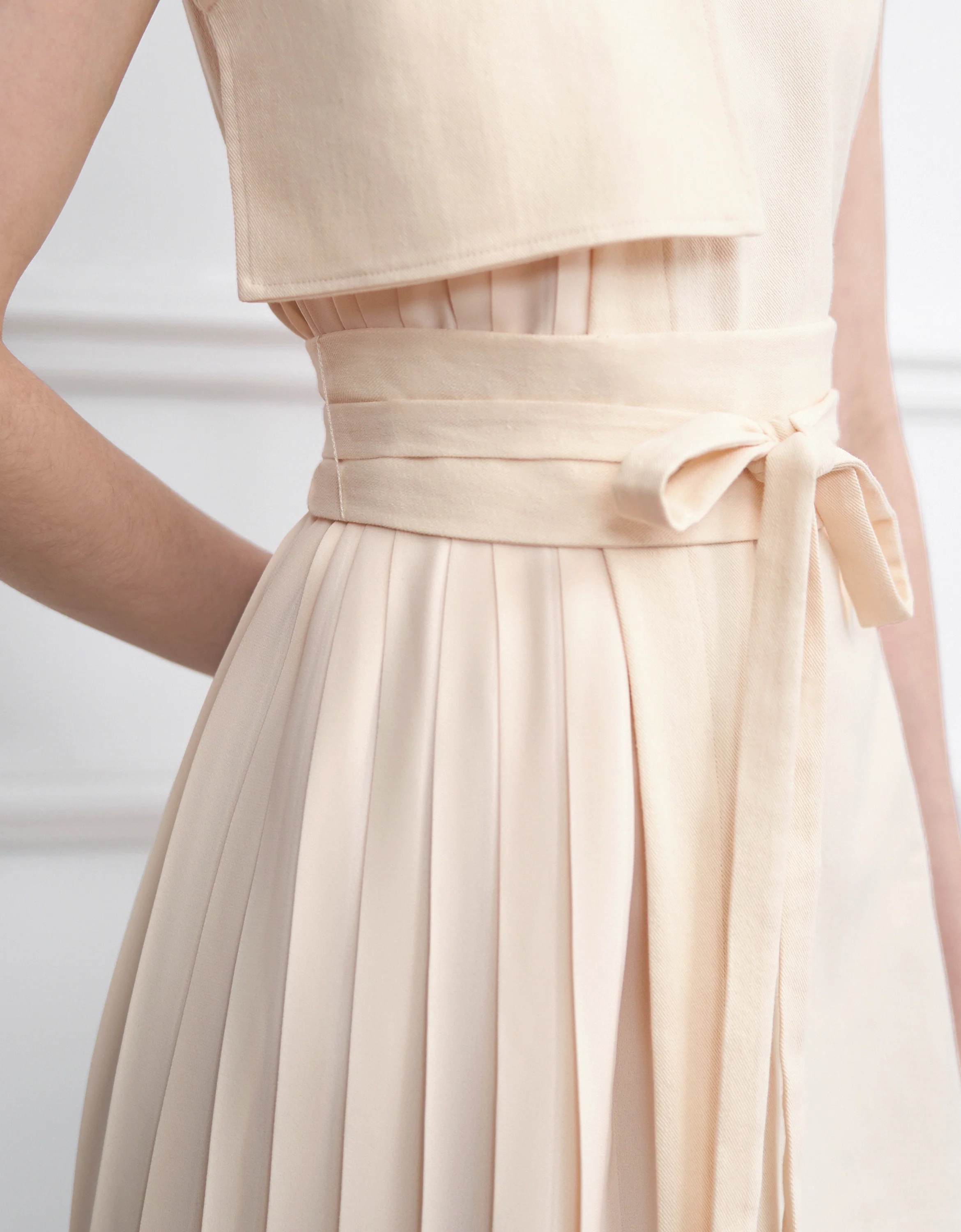 Pleated Panel Denim Midi Dress - Image 30