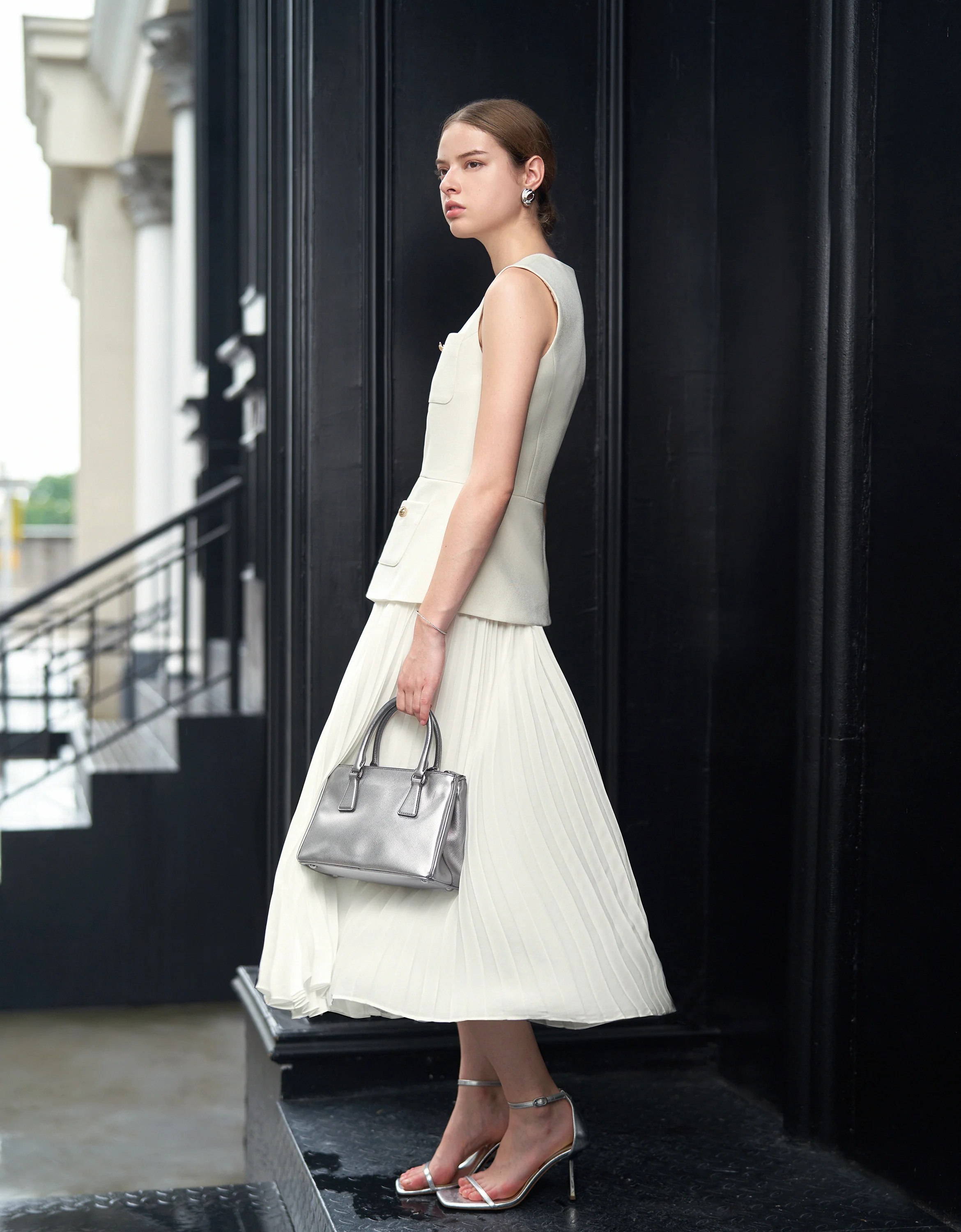 Pleated Skirt Colorblock Maxi Dress - Image 3