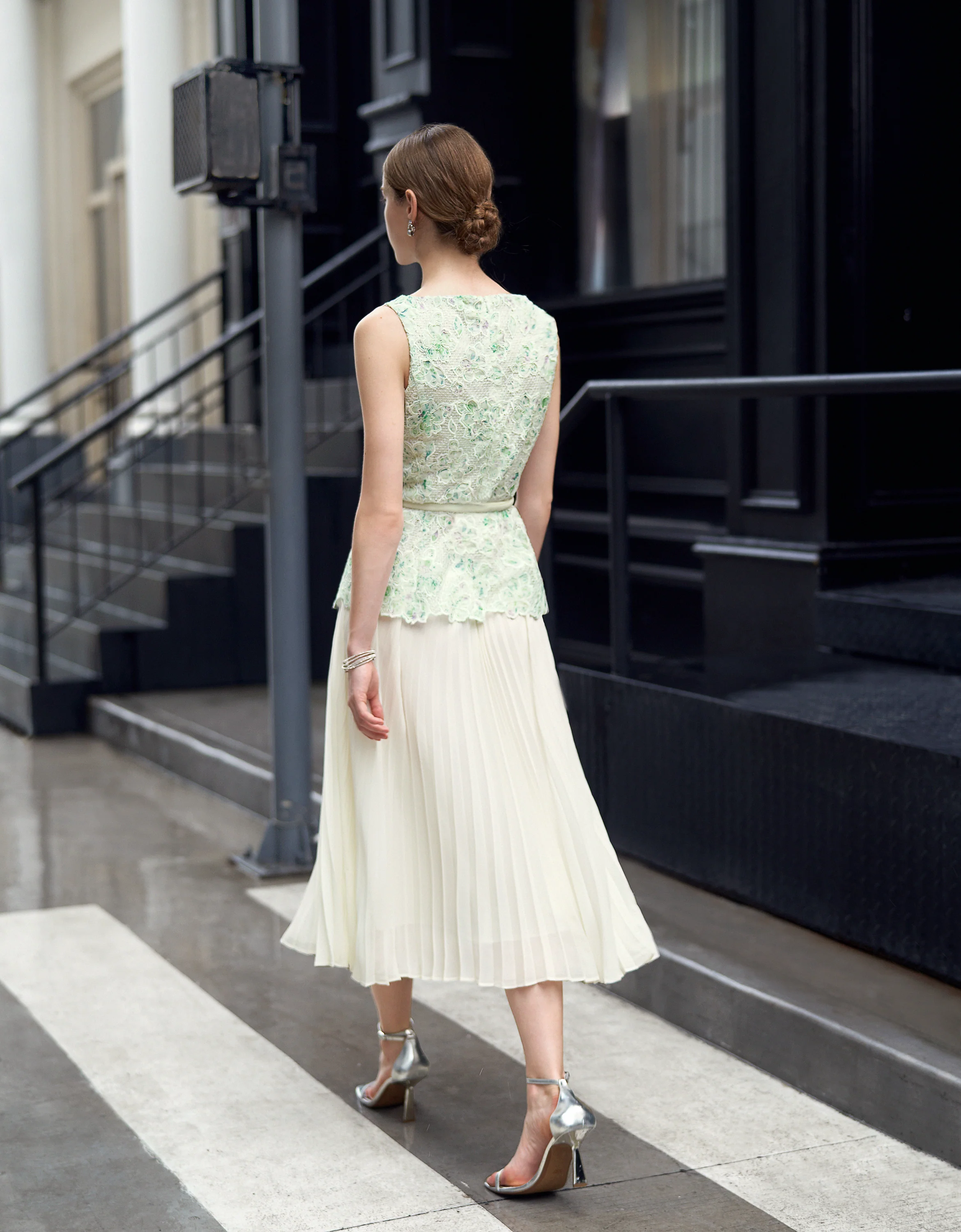 Pleated Skirt Two-tone Embroidered Dress - Image 21
