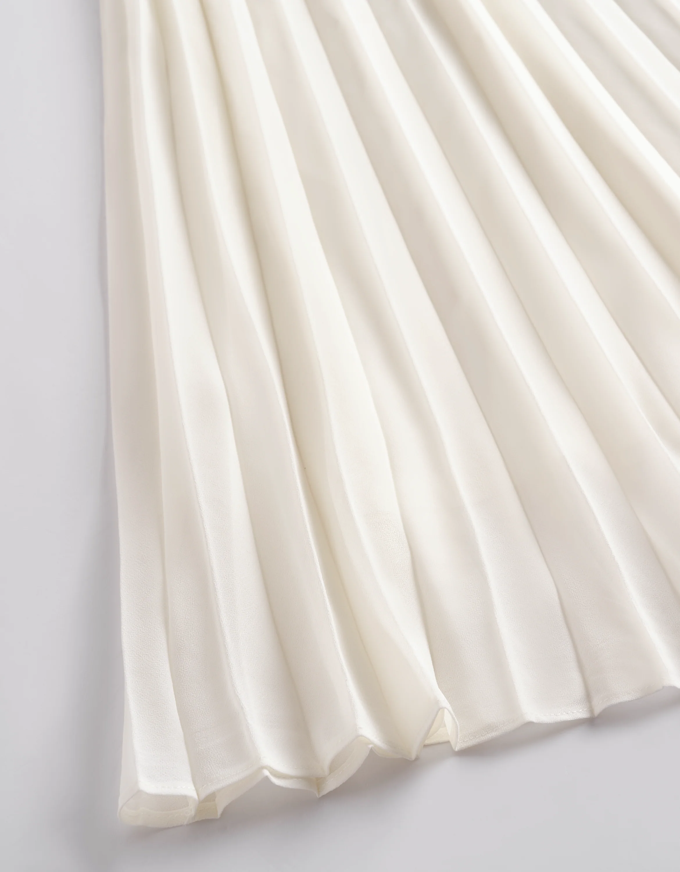 Pleated Skirt Two-tone Embroidered Dress - Image 25
