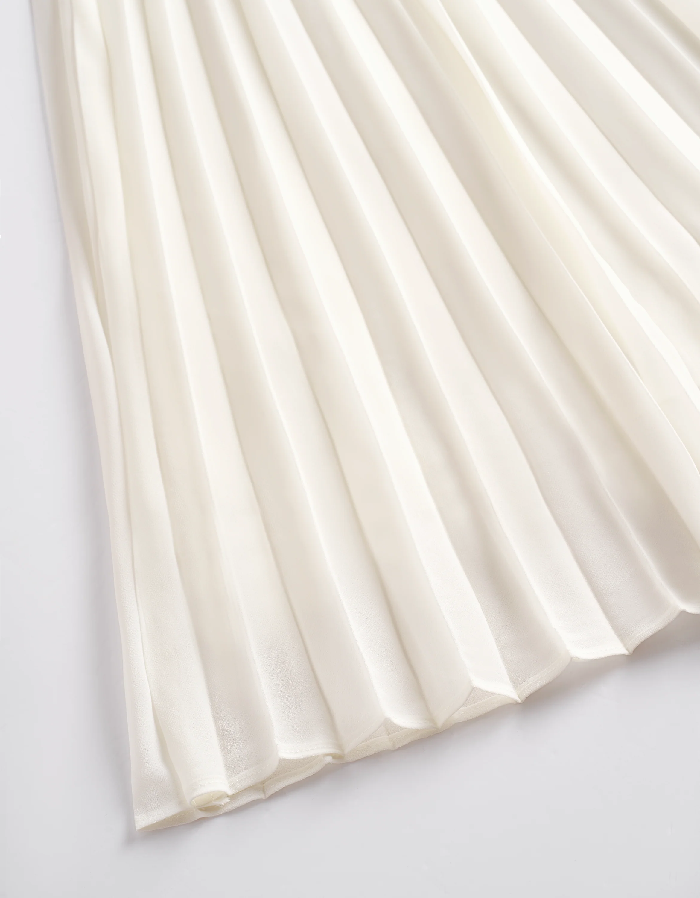 Pleated Skirt Two-tone Embroidered Dress - Image 8