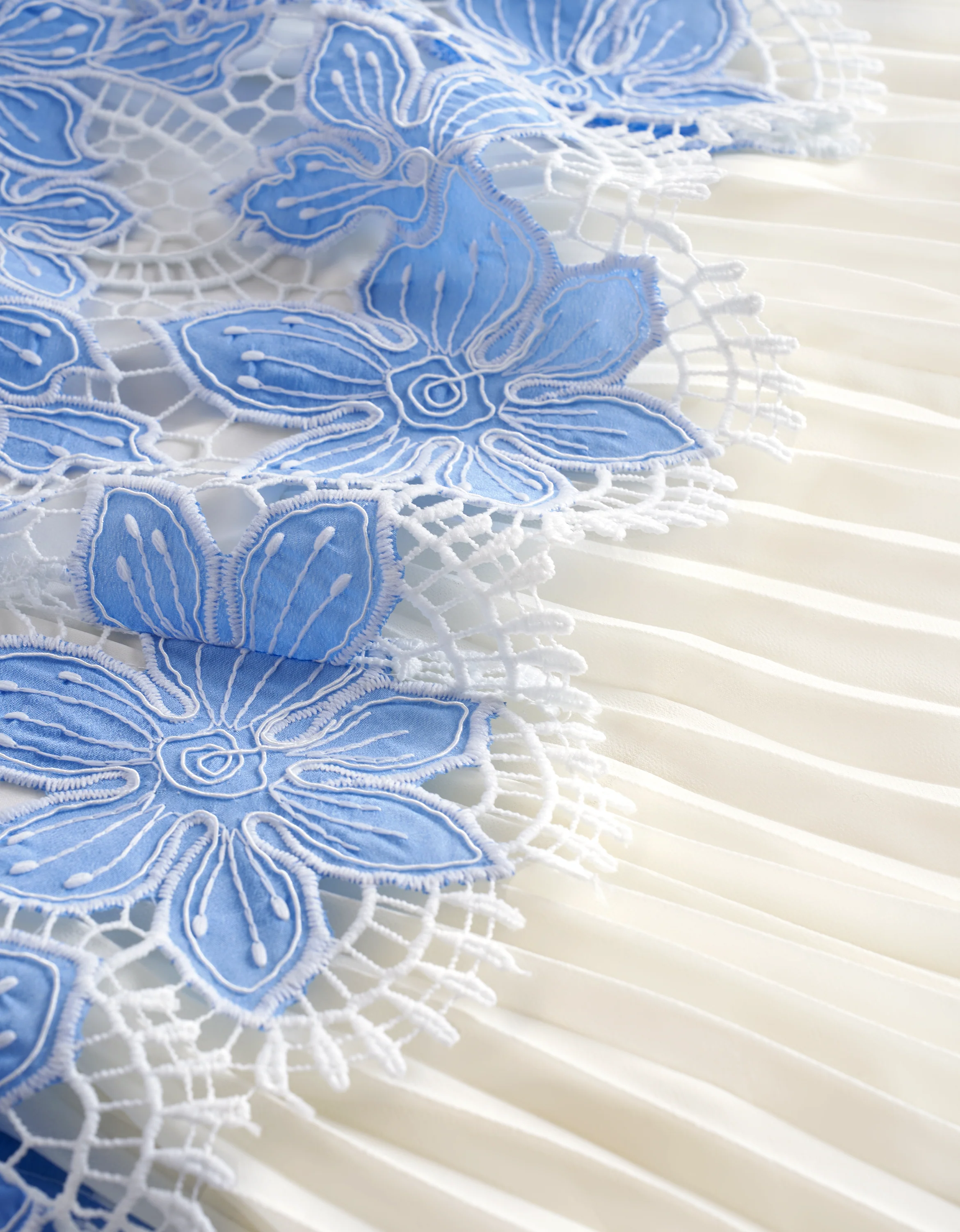 Pleated Skirt Two-tone Embroidered Dress - Image 9