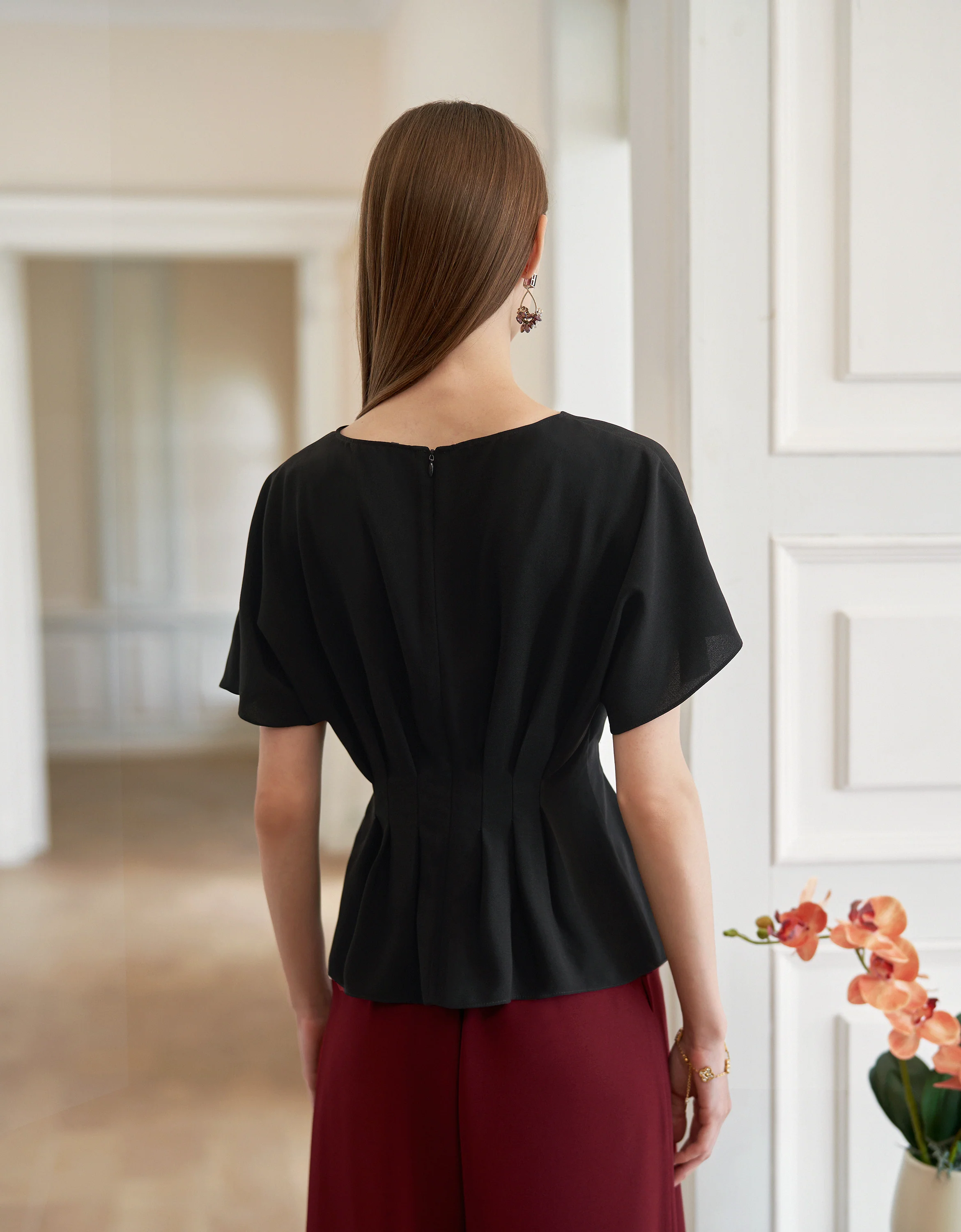 Pleated Waist Round Neck Short Sleeve Top - Image 19
