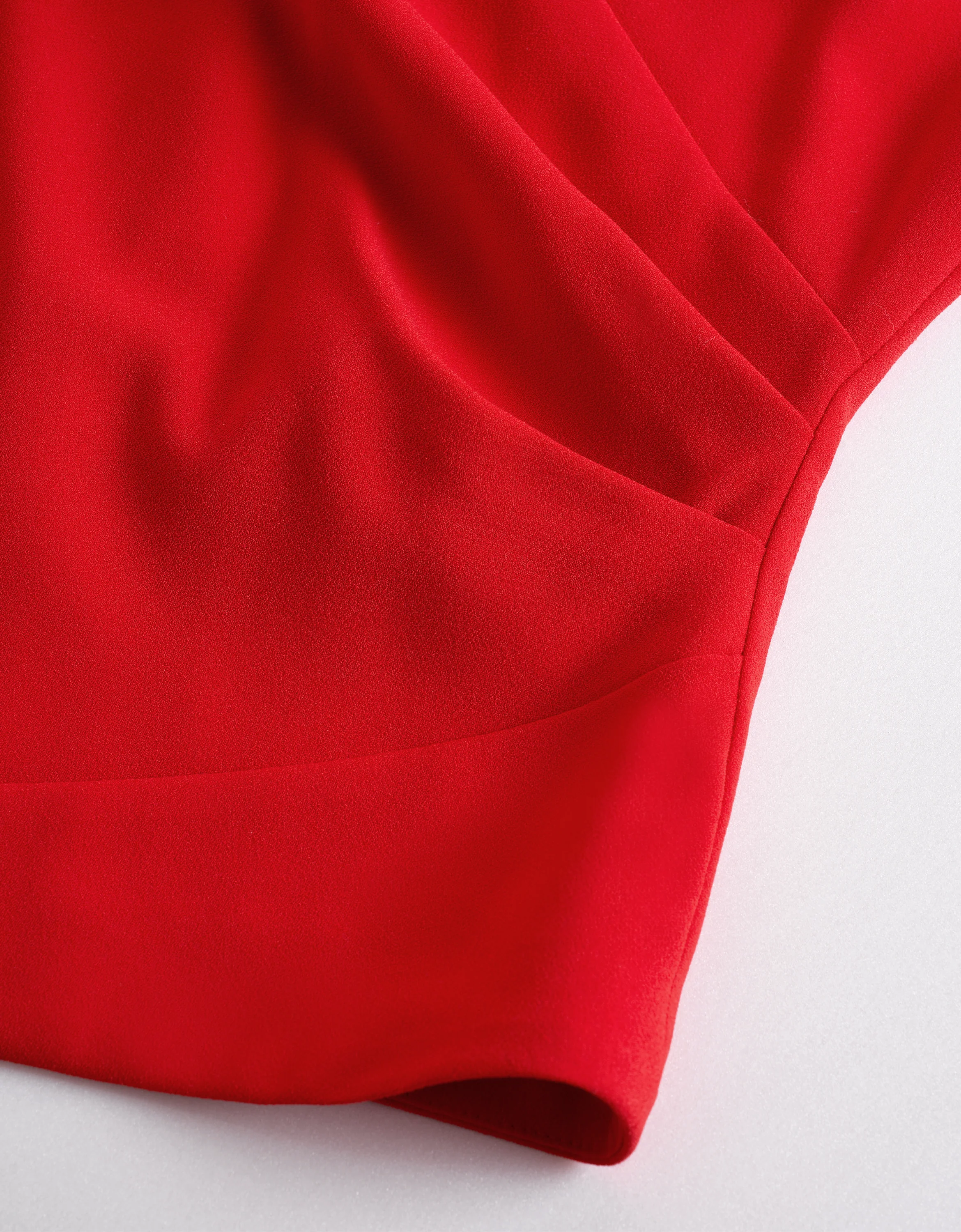 Pleated Waist V-neck Top - Image 12