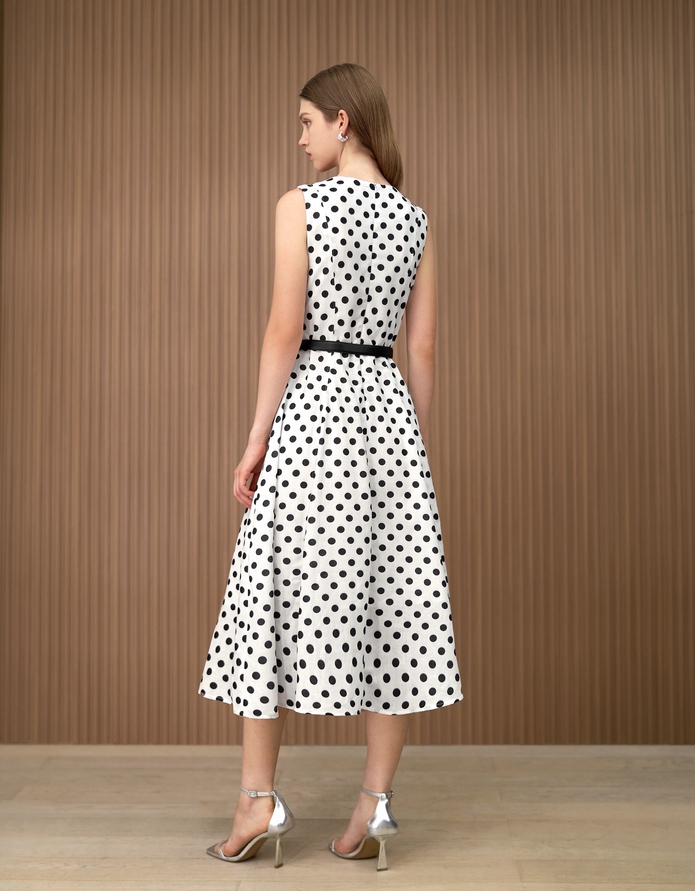 Polka Dot Round Neck Sleeveless Dress - Image 6