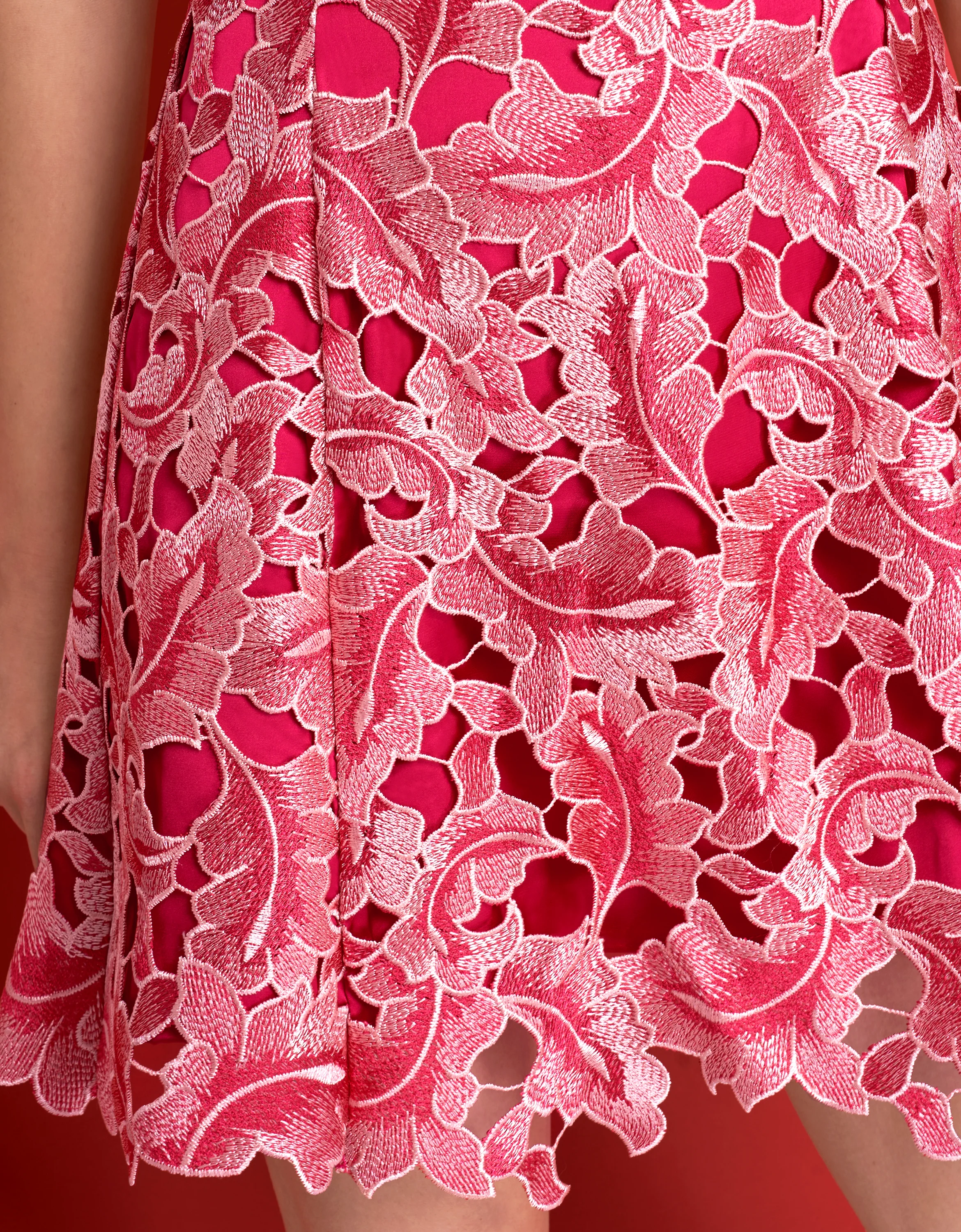 Raw Hem Round Neck Lace Dress - Image 4