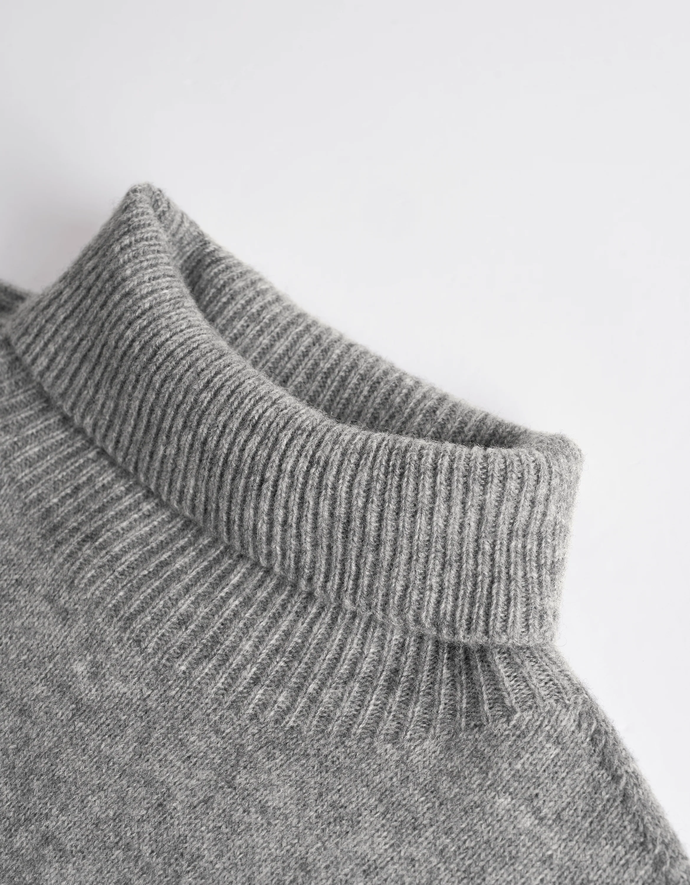 Ribbed Trims High Neck Knit Top - Image 12