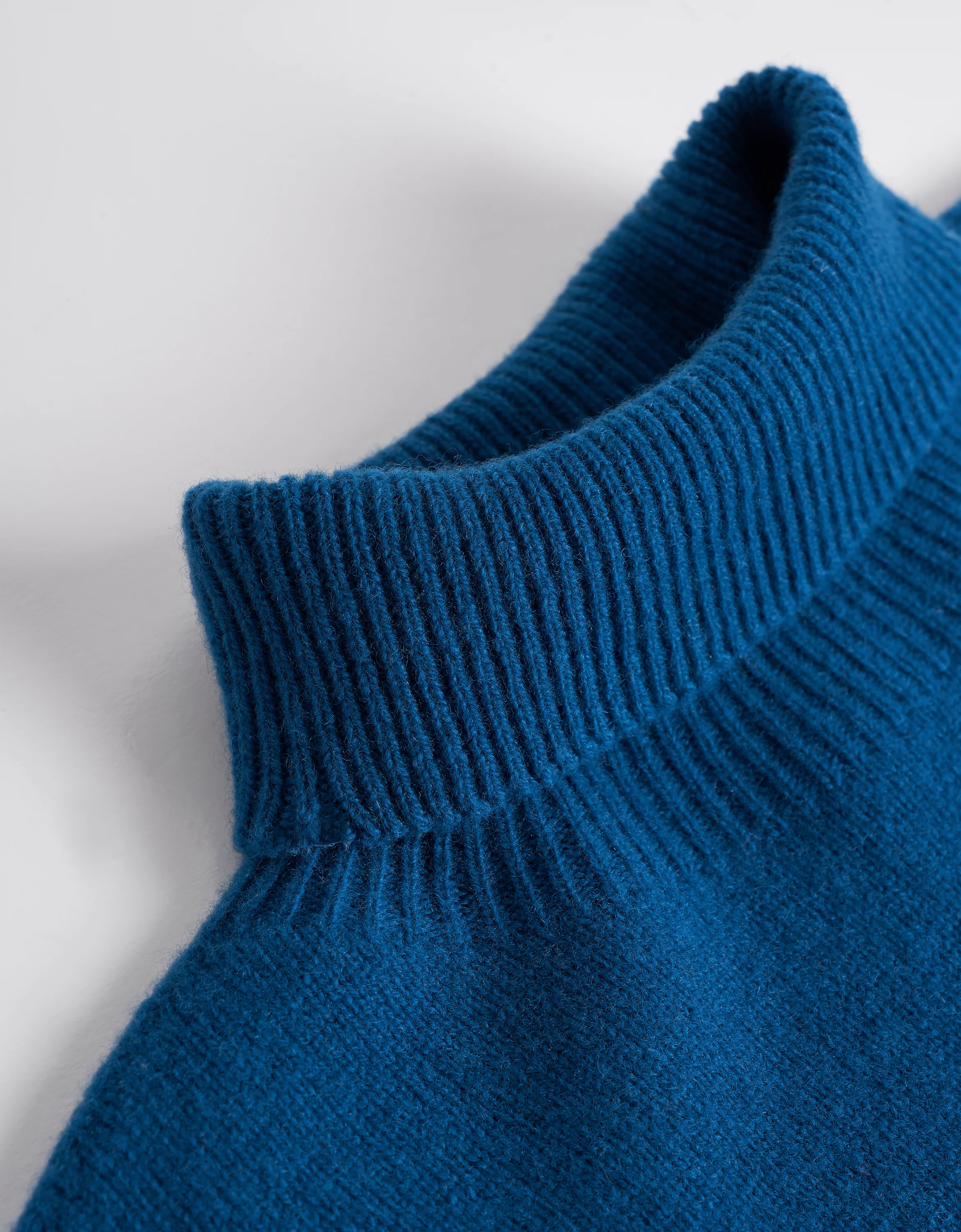 Ribbed Trims High Neck Knit Top - Image 5