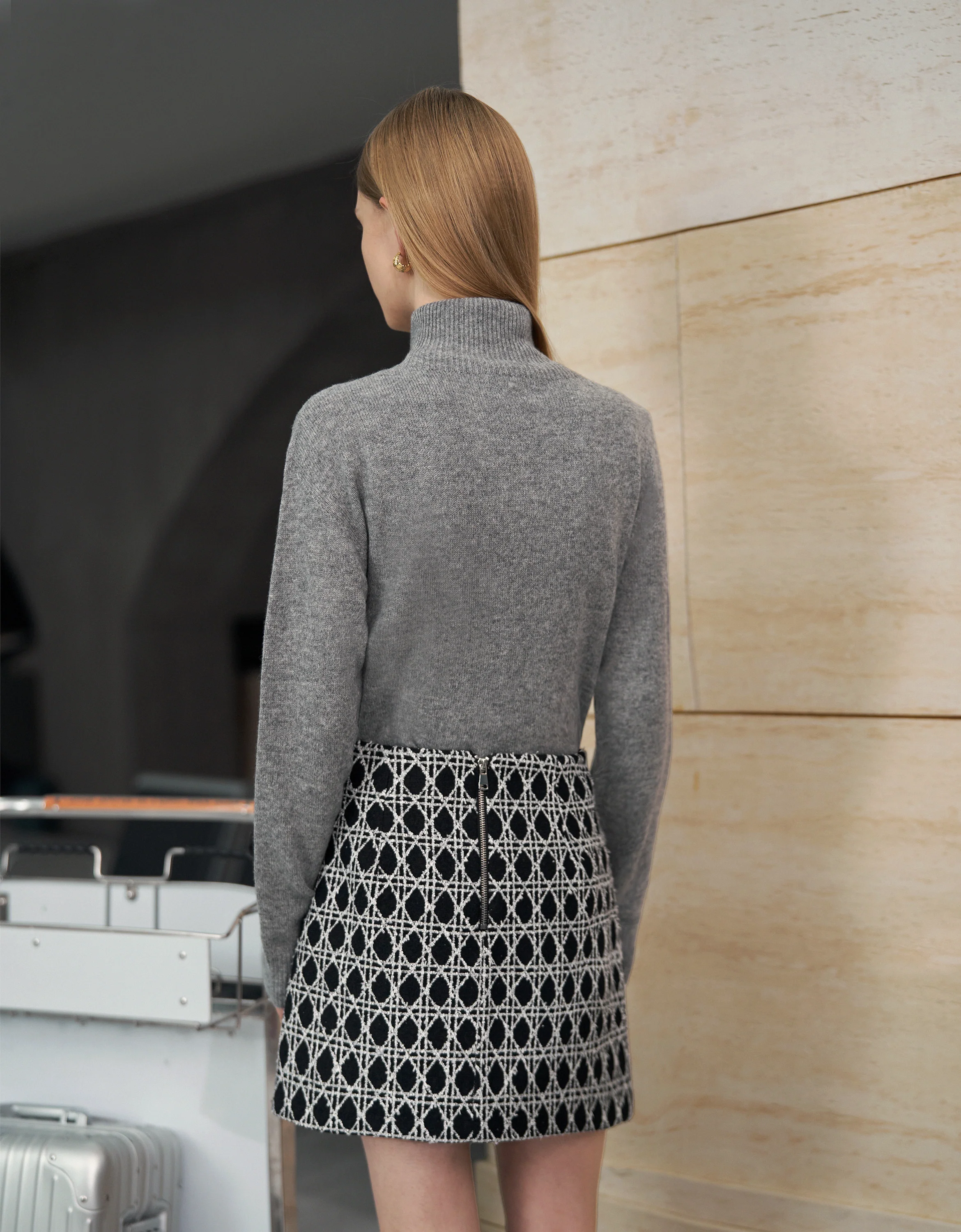 Ribbed Trims High Neck Knit Top - Image 9
