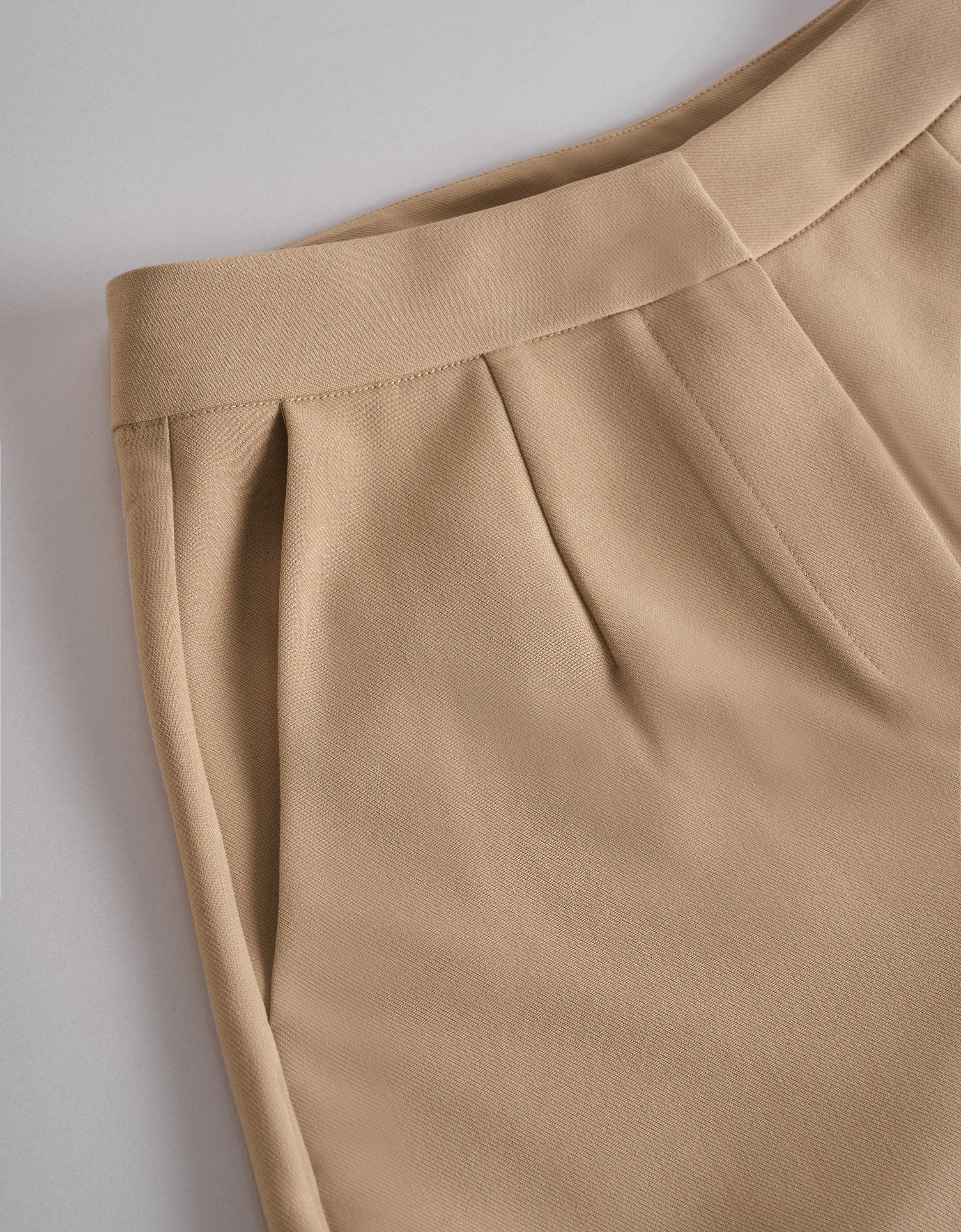 Rolled-up A-line Shorts - Image 6