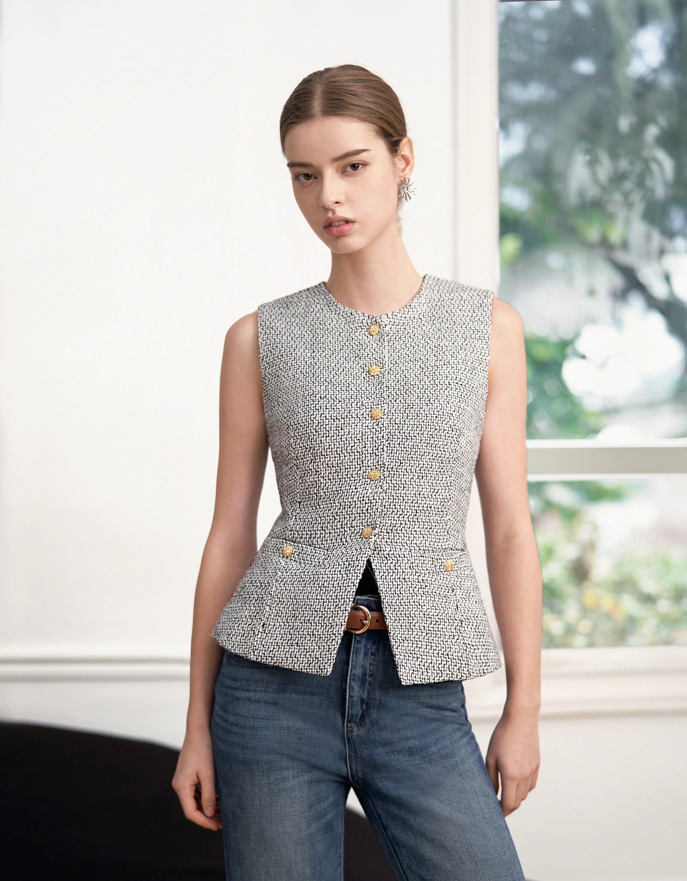 Round Neck Button Front Sleeveless Vest - Image 24