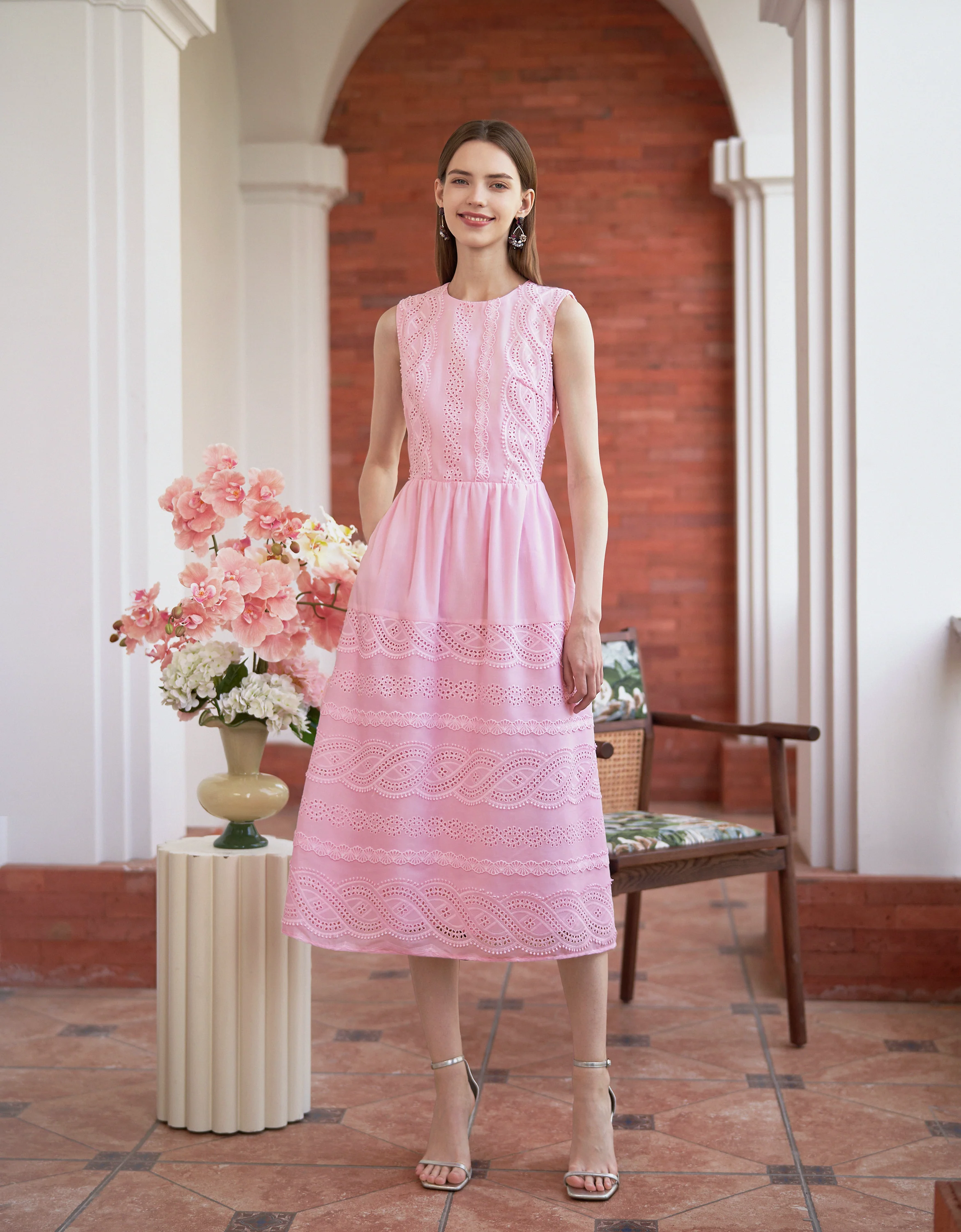 Round Neck Sleeveless Embroidered Midi Dress - Image 6