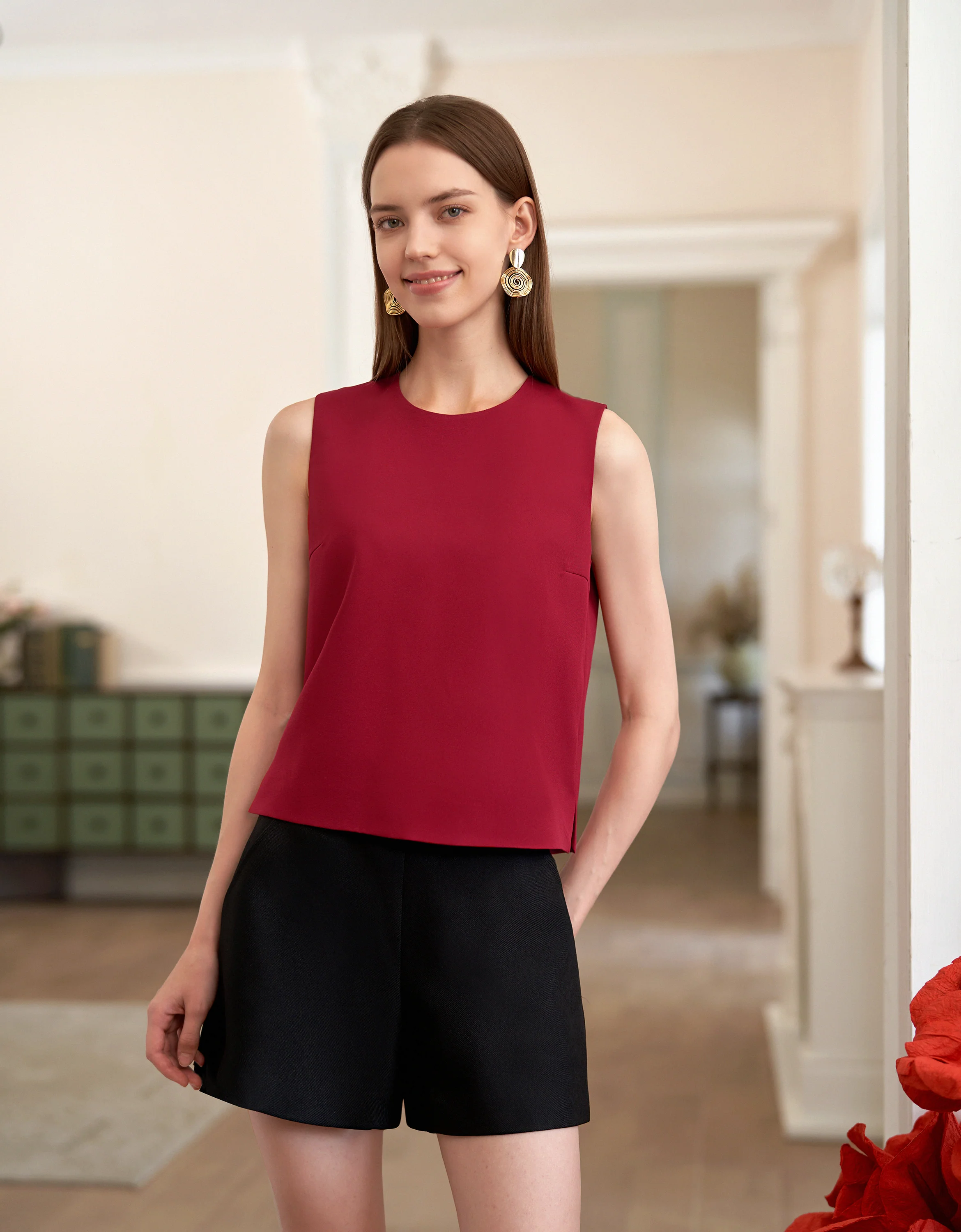 Round Neck Sleeveless Top - Image 22