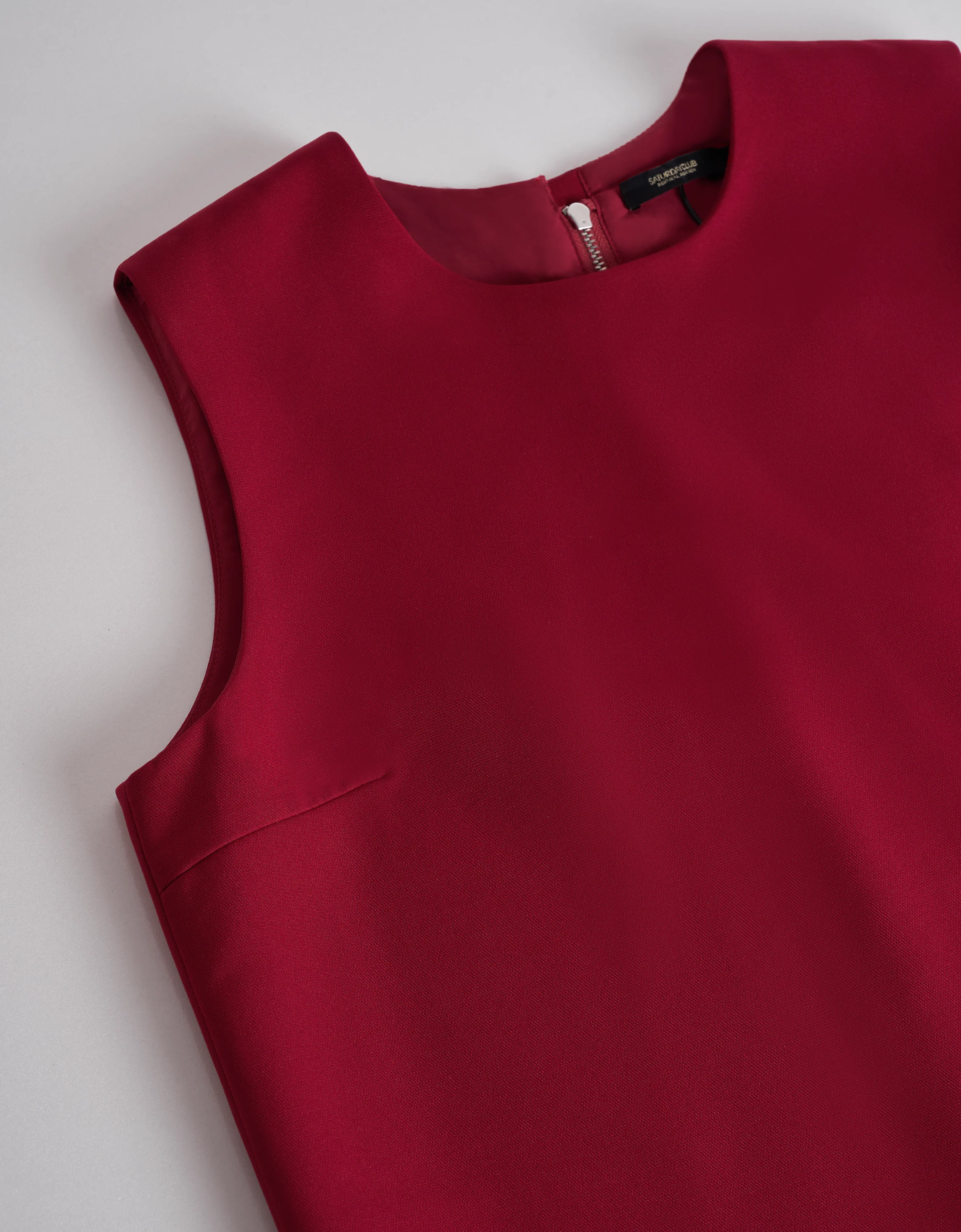 Round Neck Sleeveless Top - Image 23