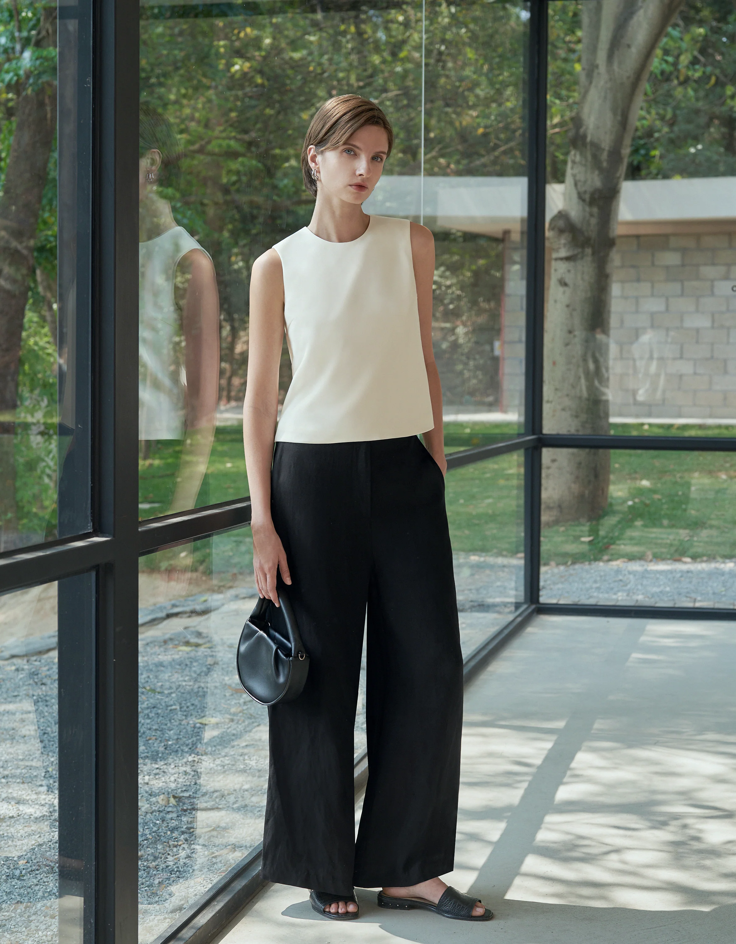 Round Neck Sleeveless Top - Image 42