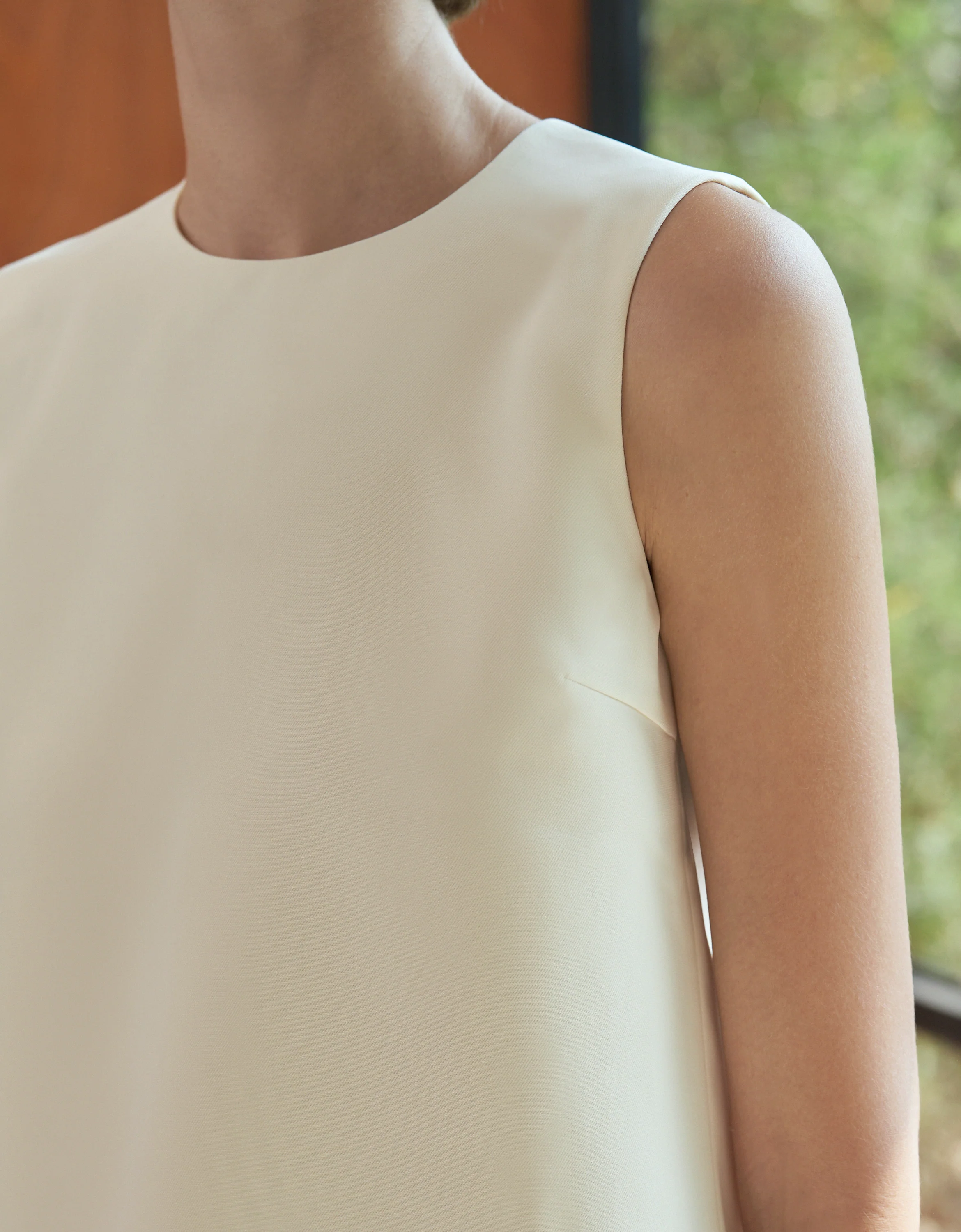 Round Neck Sleeveless Top - Image 46