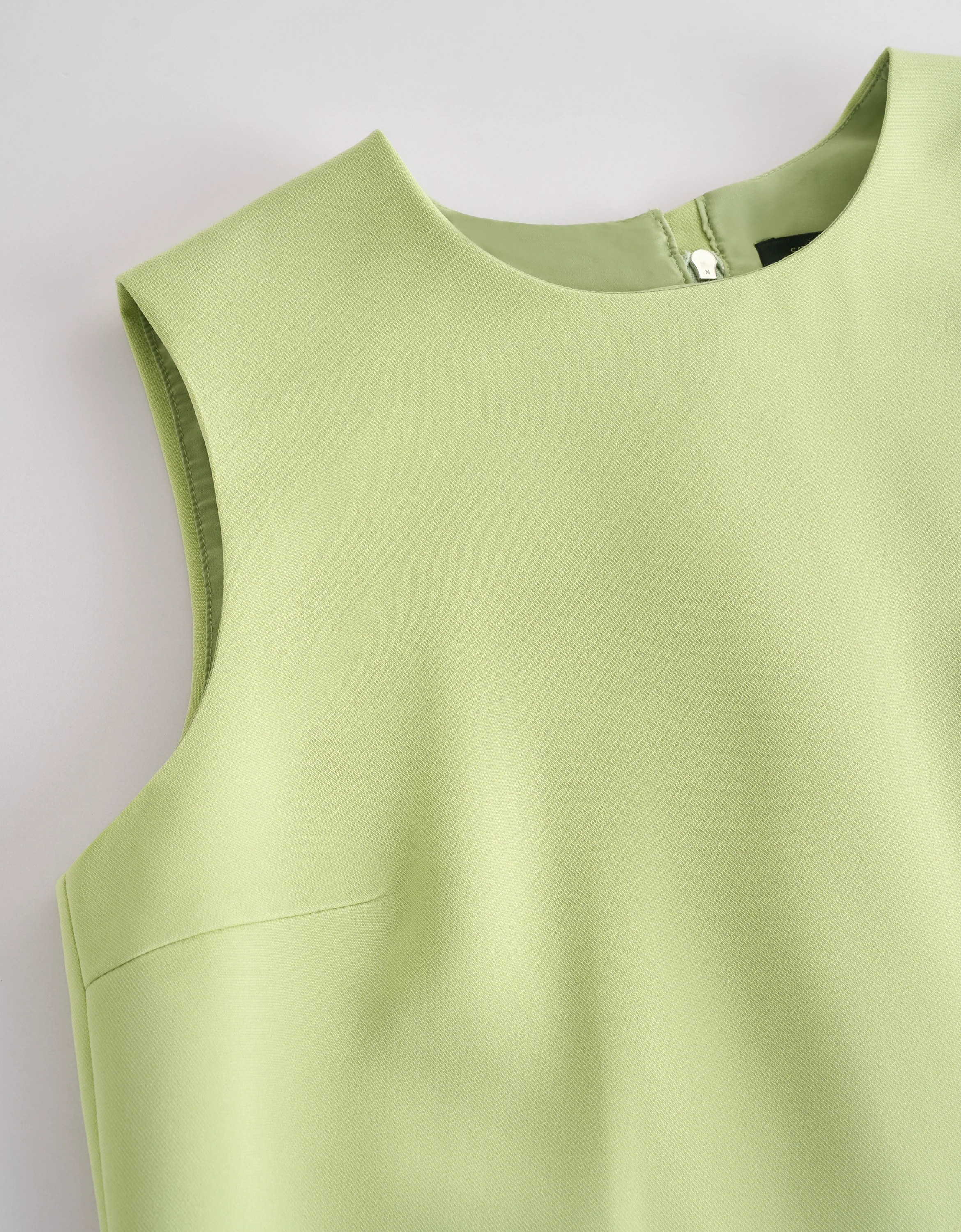 Round Neck Sleeveless Top - Image 5