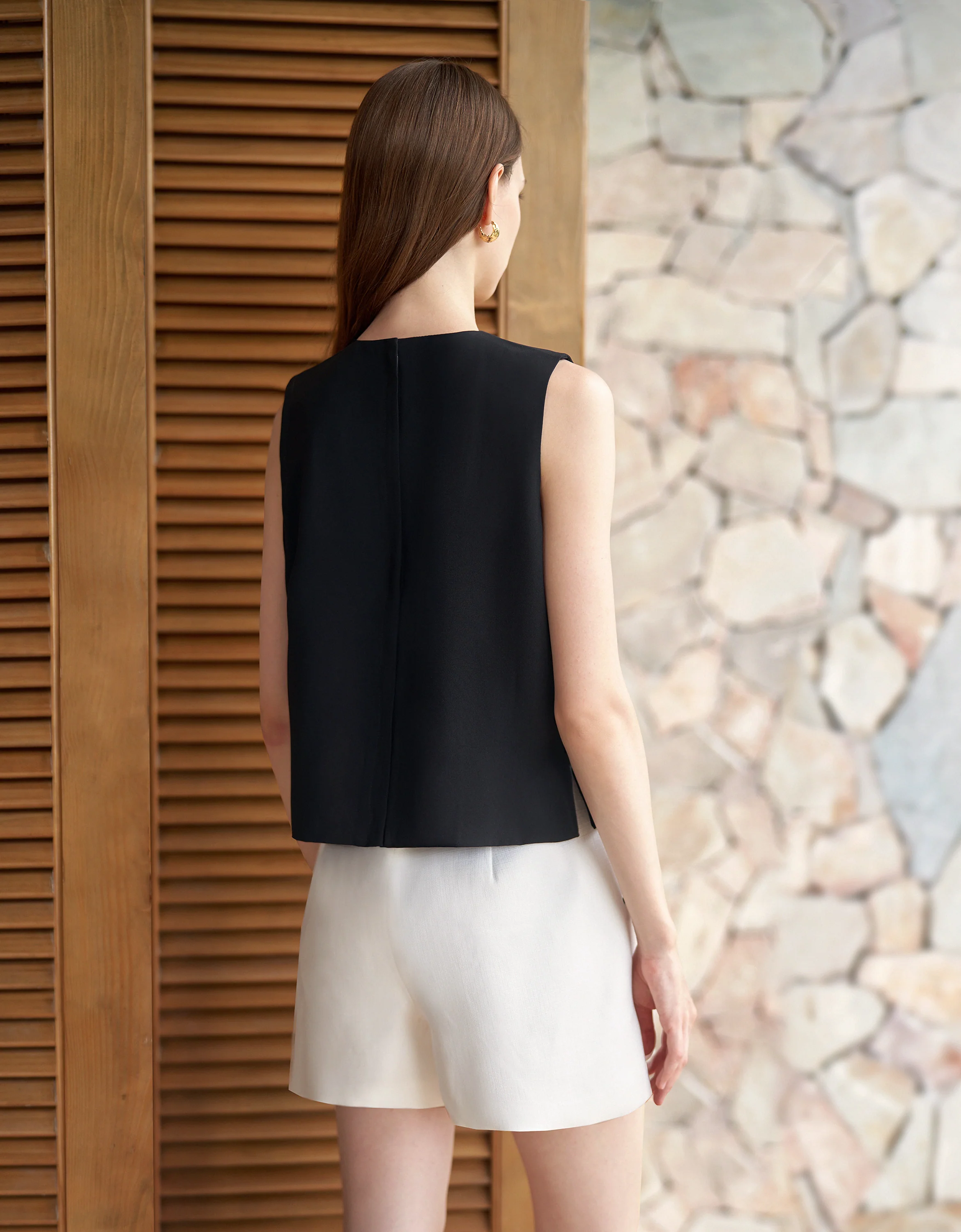 Round Neck Sleeveless Top - Image 50