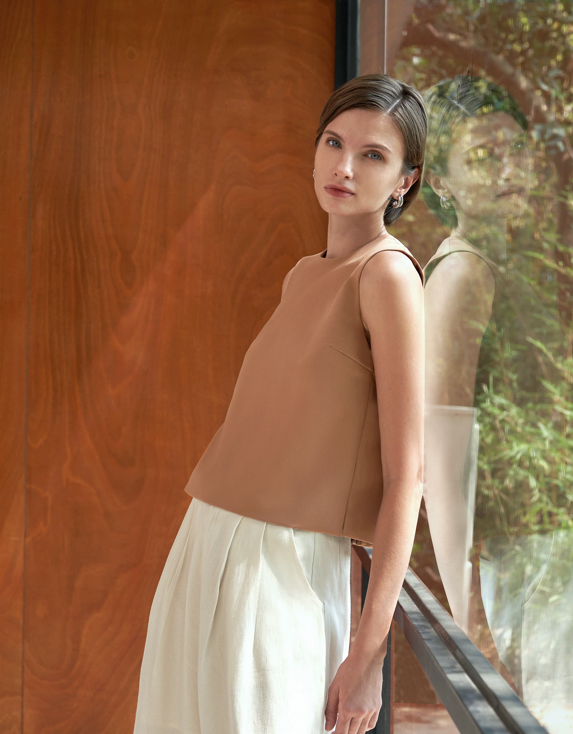 Round Neck Sleeveless Top - Image 62