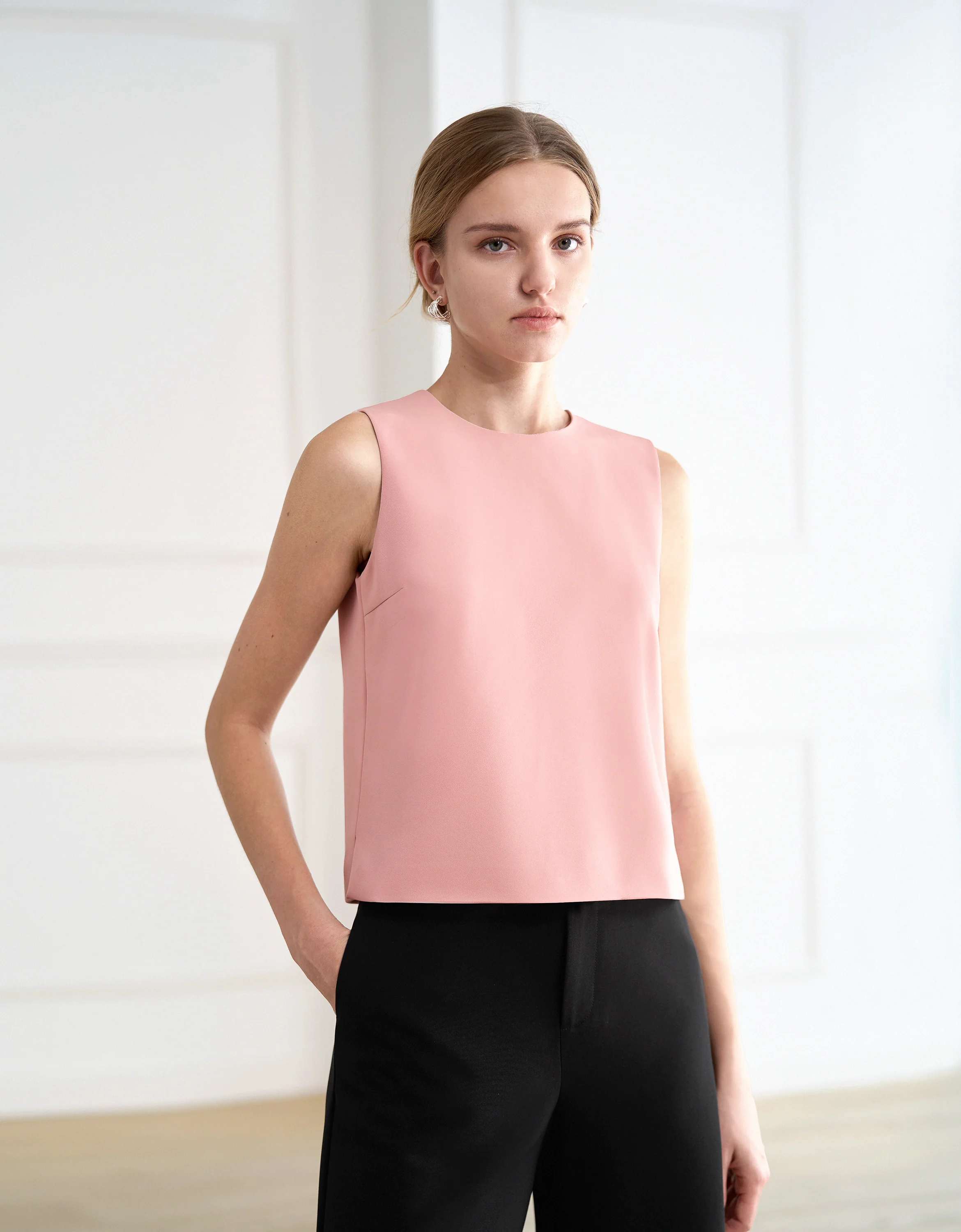 Round Neck Sleeveless Top - Image 66