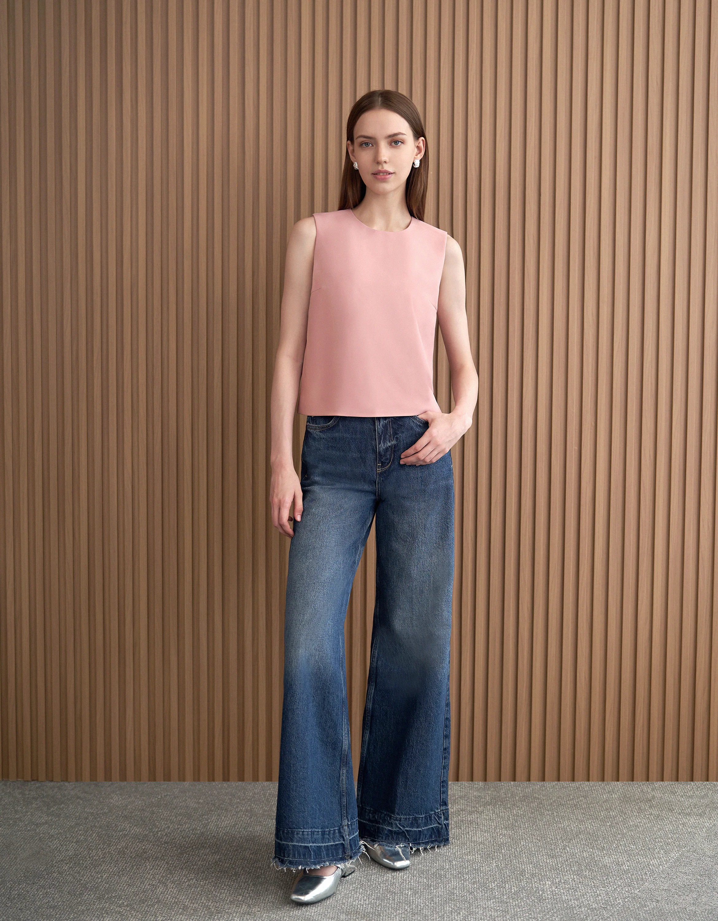 Round Neck Sleeveless Top - Image 68