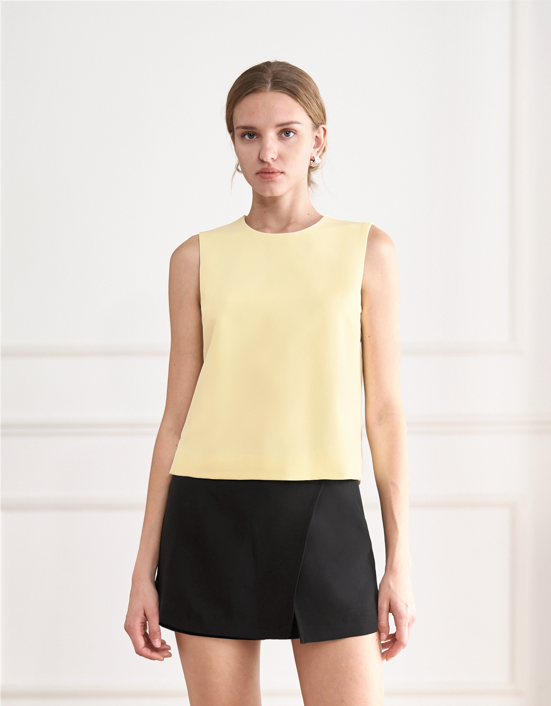 Round Neck Sleeveless Top - Image 8