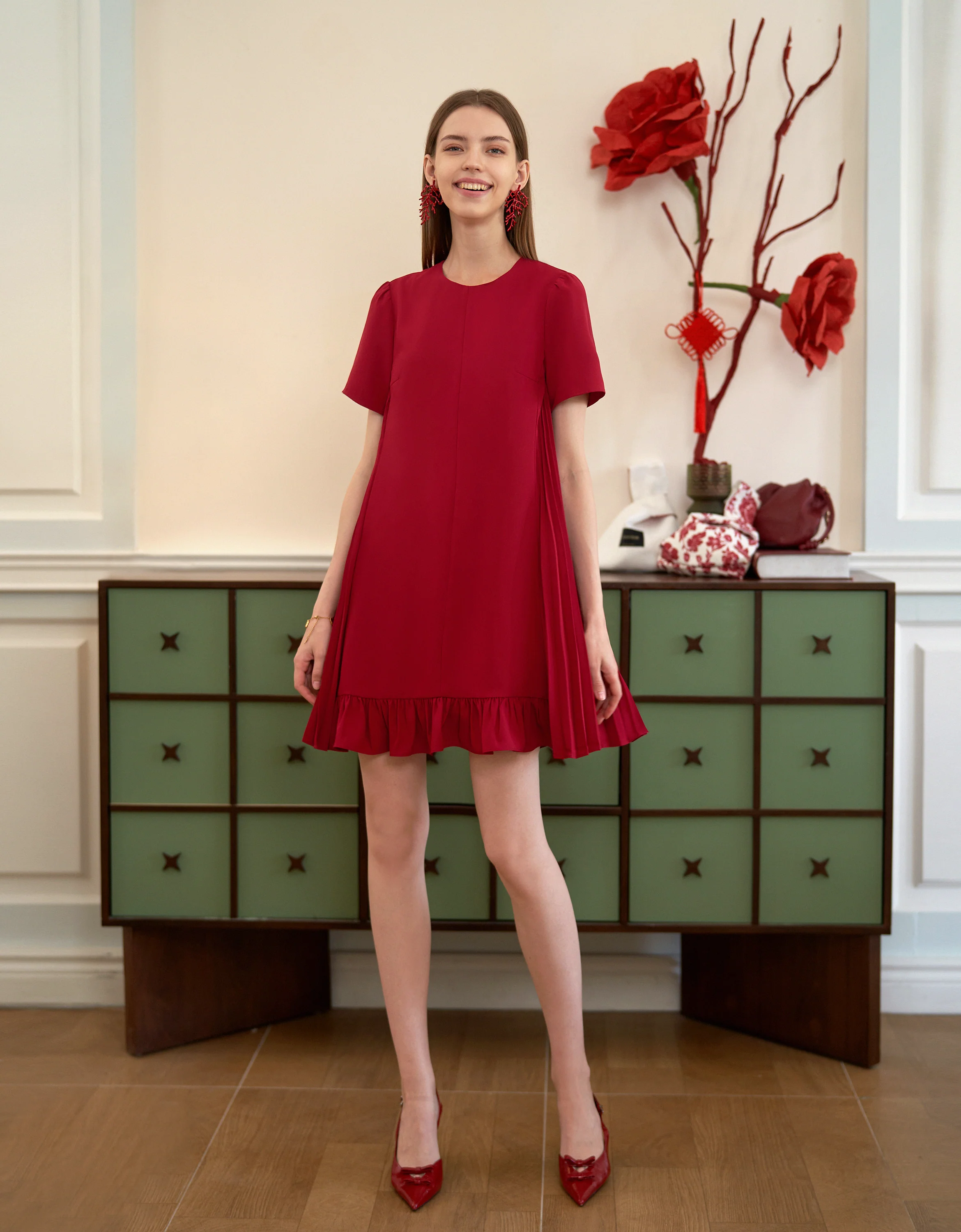 Ruffled Hem Round Neck Short Sleeve Dress