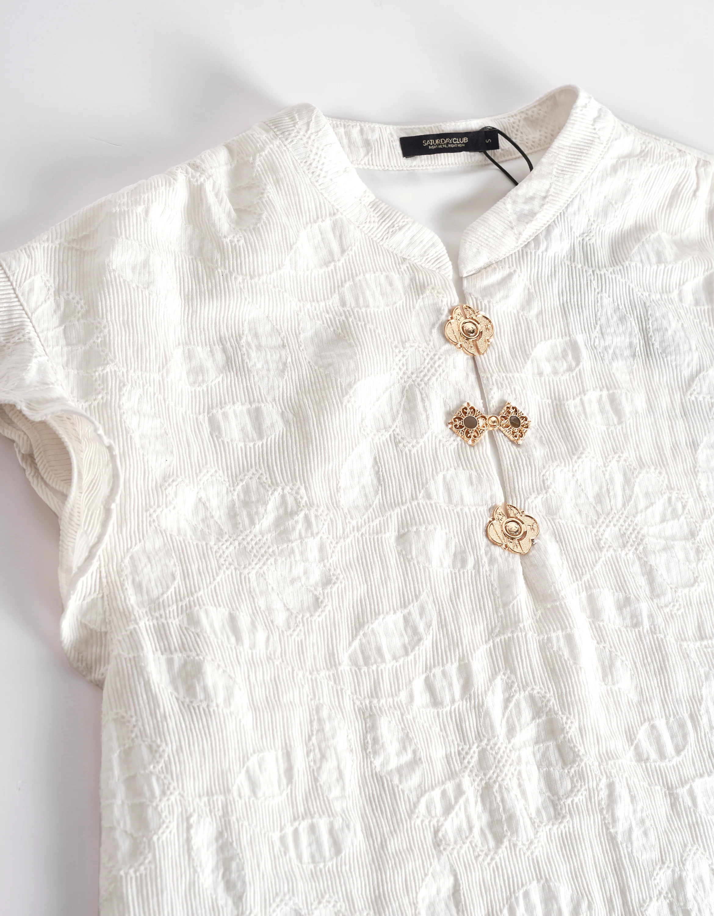 Ruffled Sleeve Textured Top - Image 9