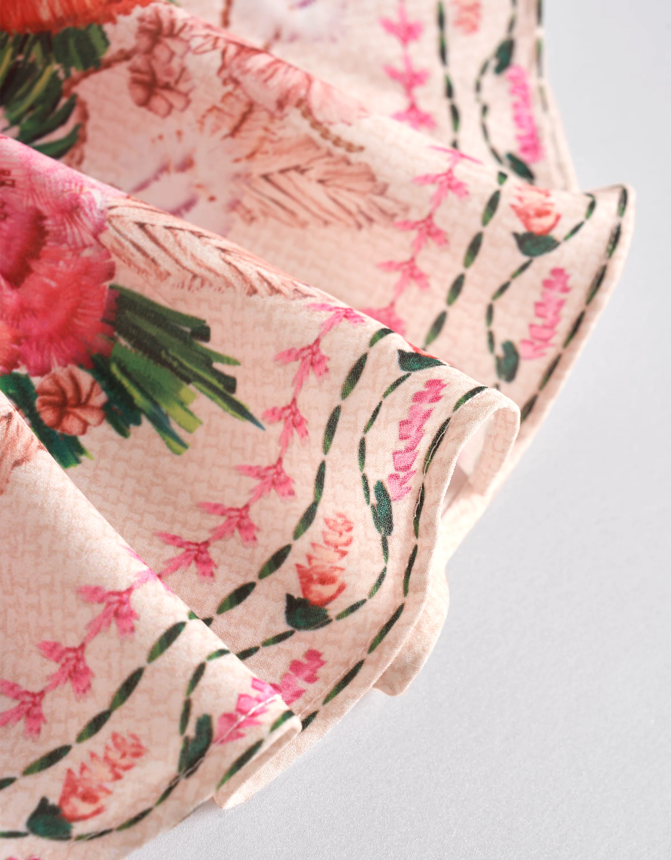 Ruffled Sleeves Round Neck Floral Top - Image 8