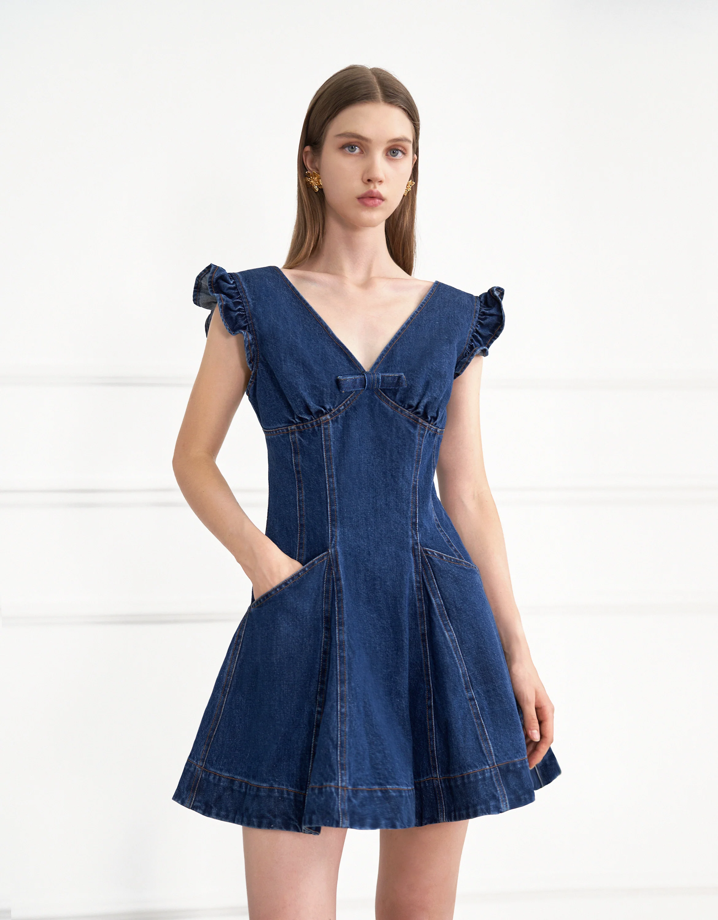 Ruffled Sleeves V-neck Denim Short Dress - Image 3