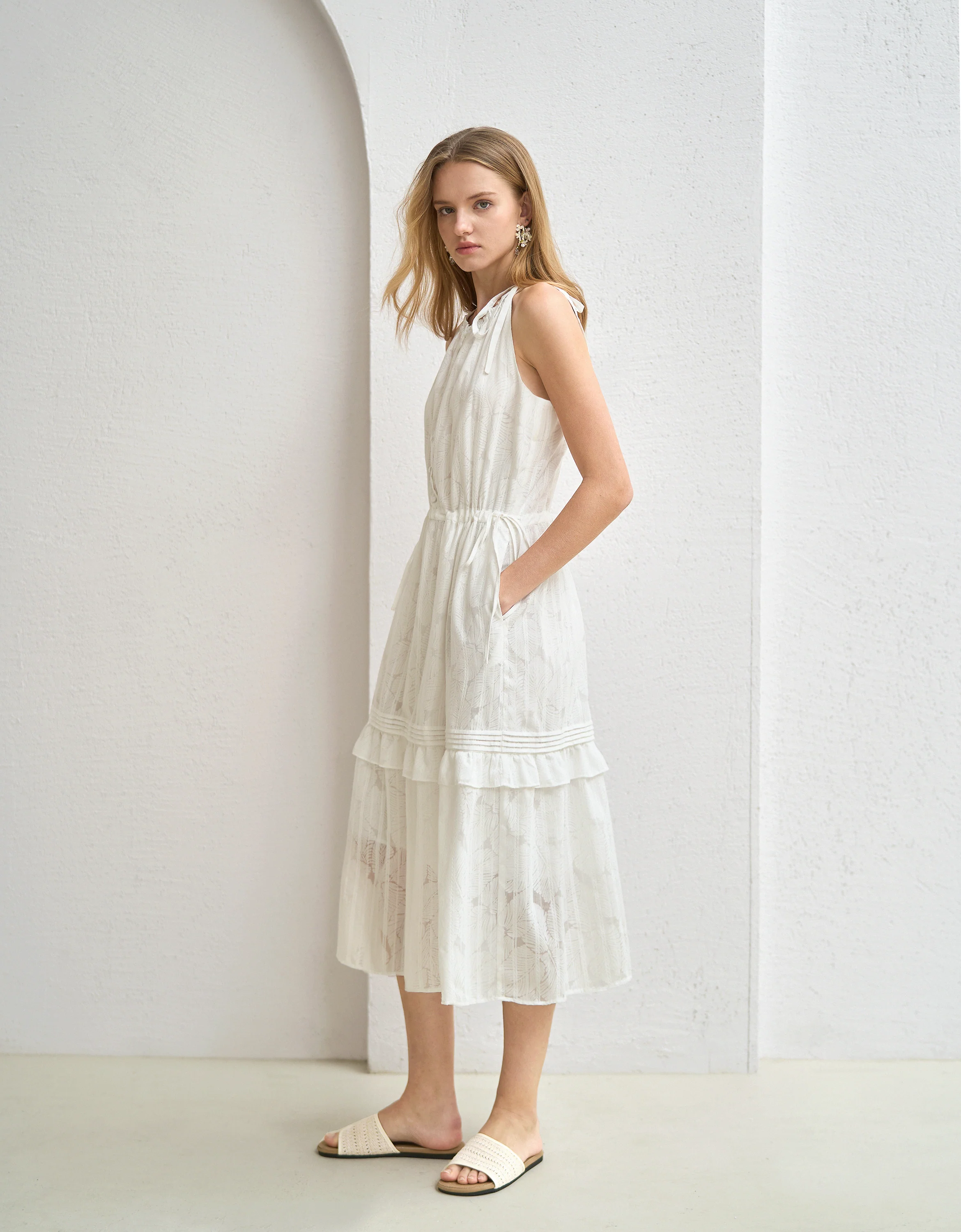 Ruffled Trim Drawstring Waist Halterneck Dress - Image 3