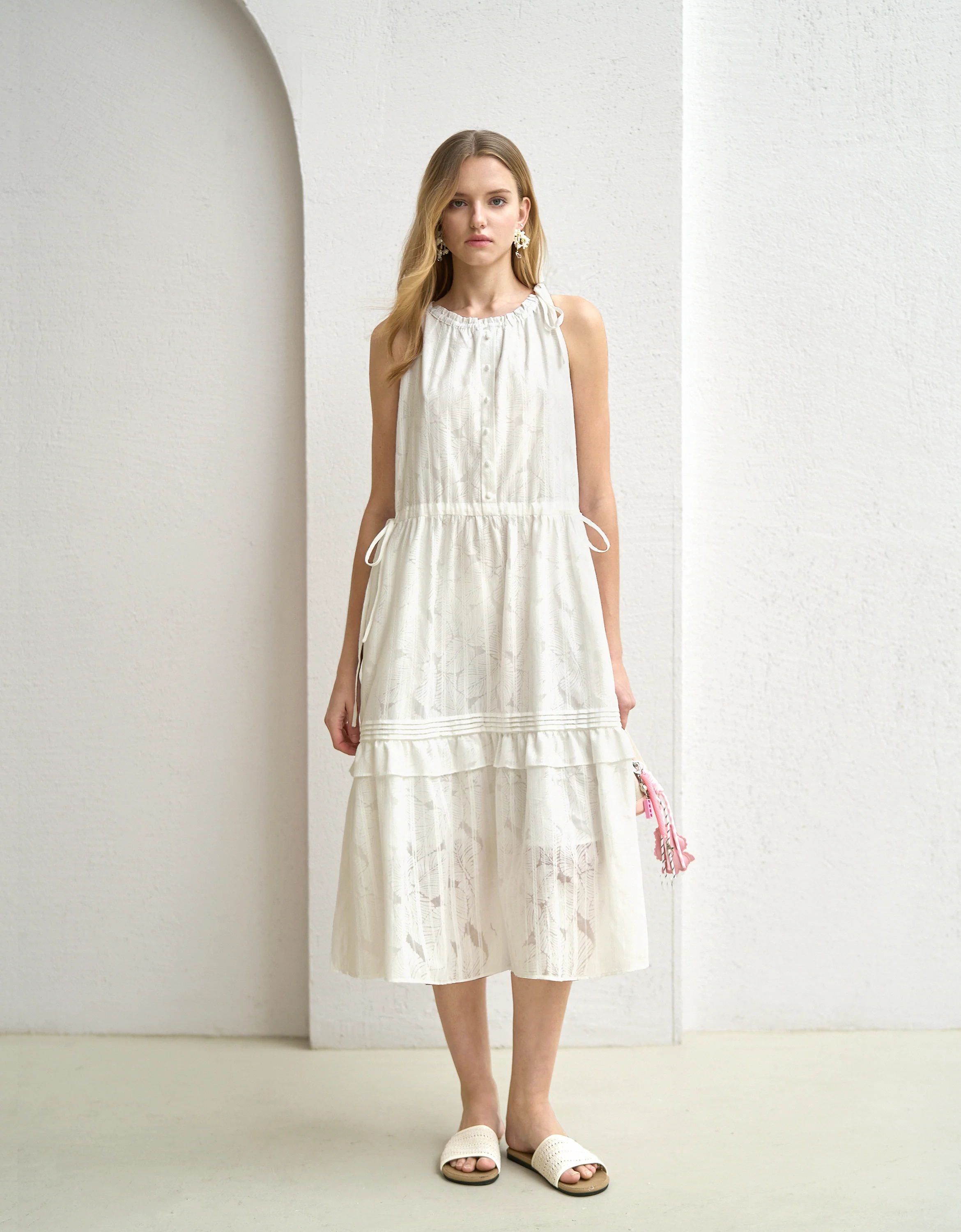Ruffled Trim Drawstring Waist Halterneck Dress - Image 4