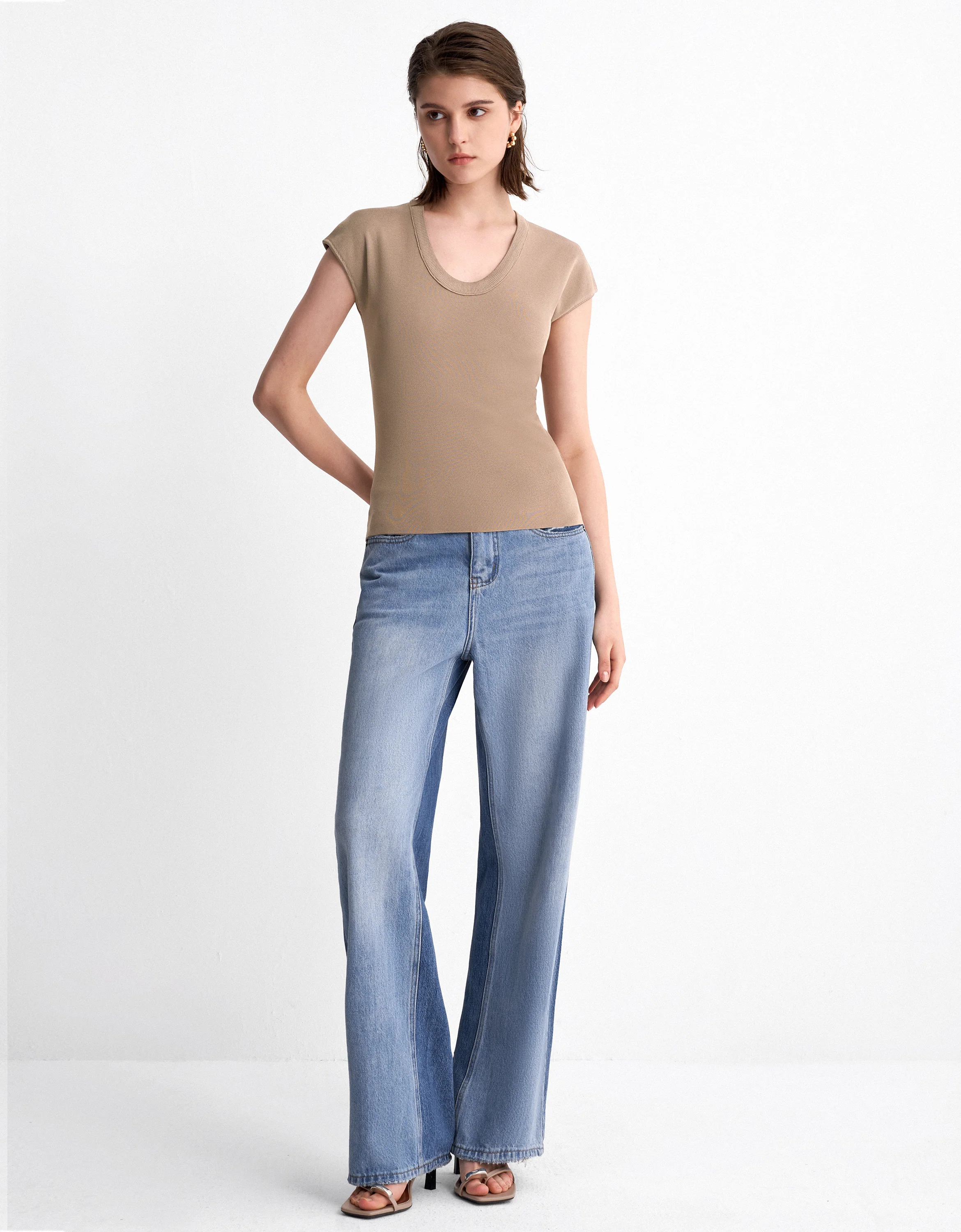 Scoop Neck Cap Sleeve Top - Image 3
