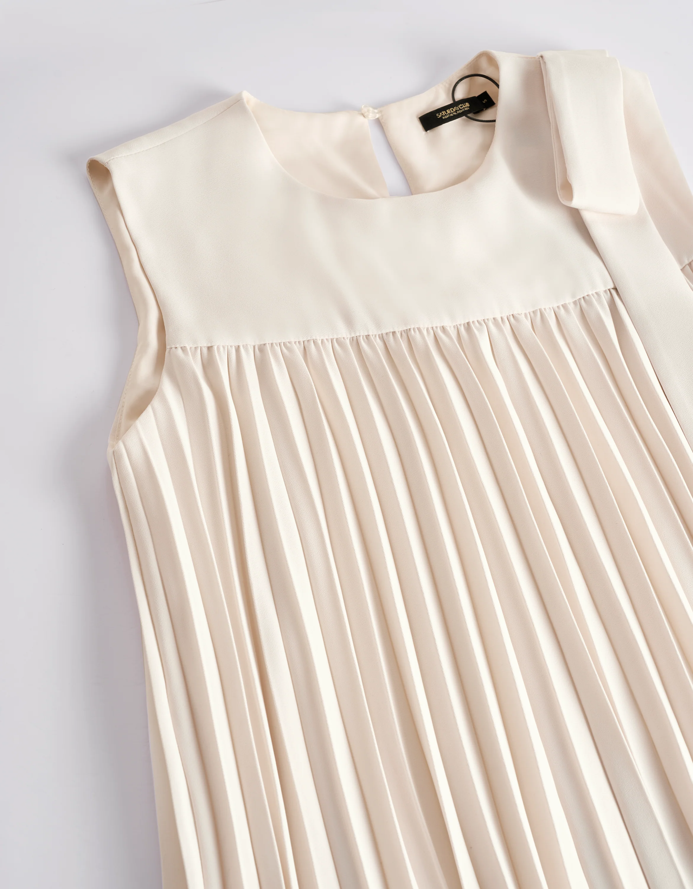 Shoulder Bow Contrast Hem Pleated Dress - Image 6