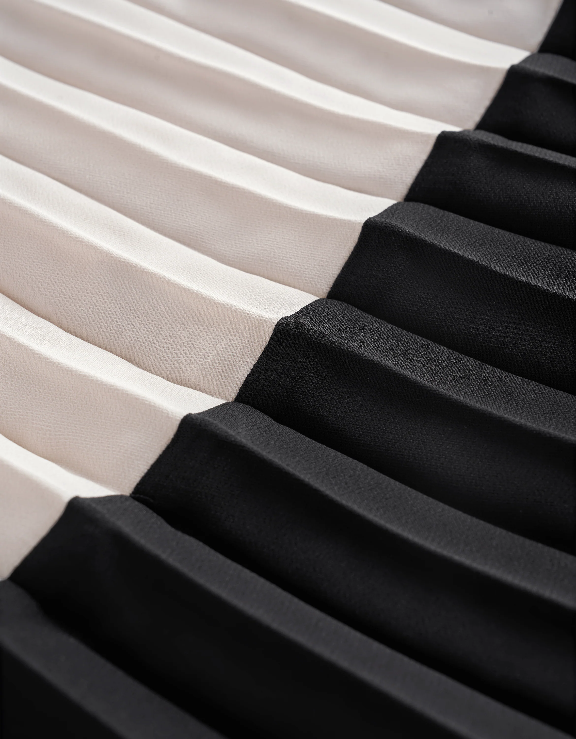 Shoulder Bow Contrast Hem Pleated Dress - Image 20