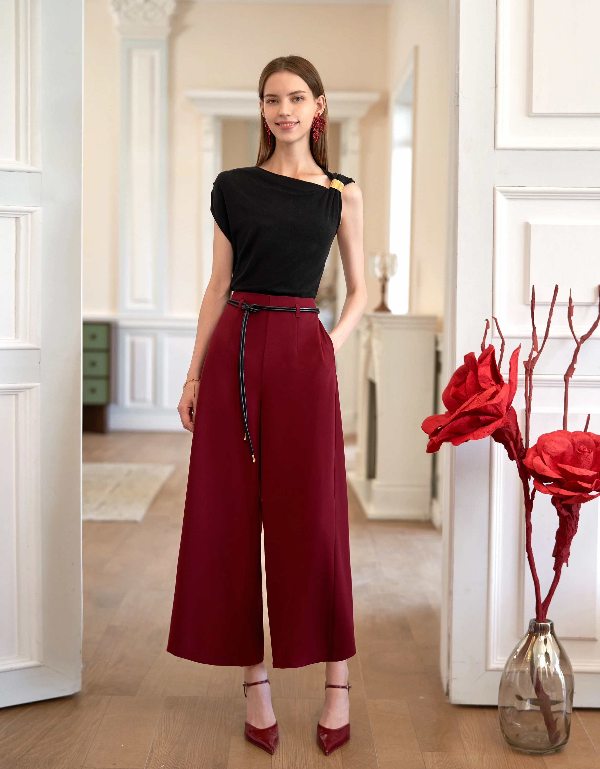 Shoulder Buckle Asymmetric Knit Top - Image 3