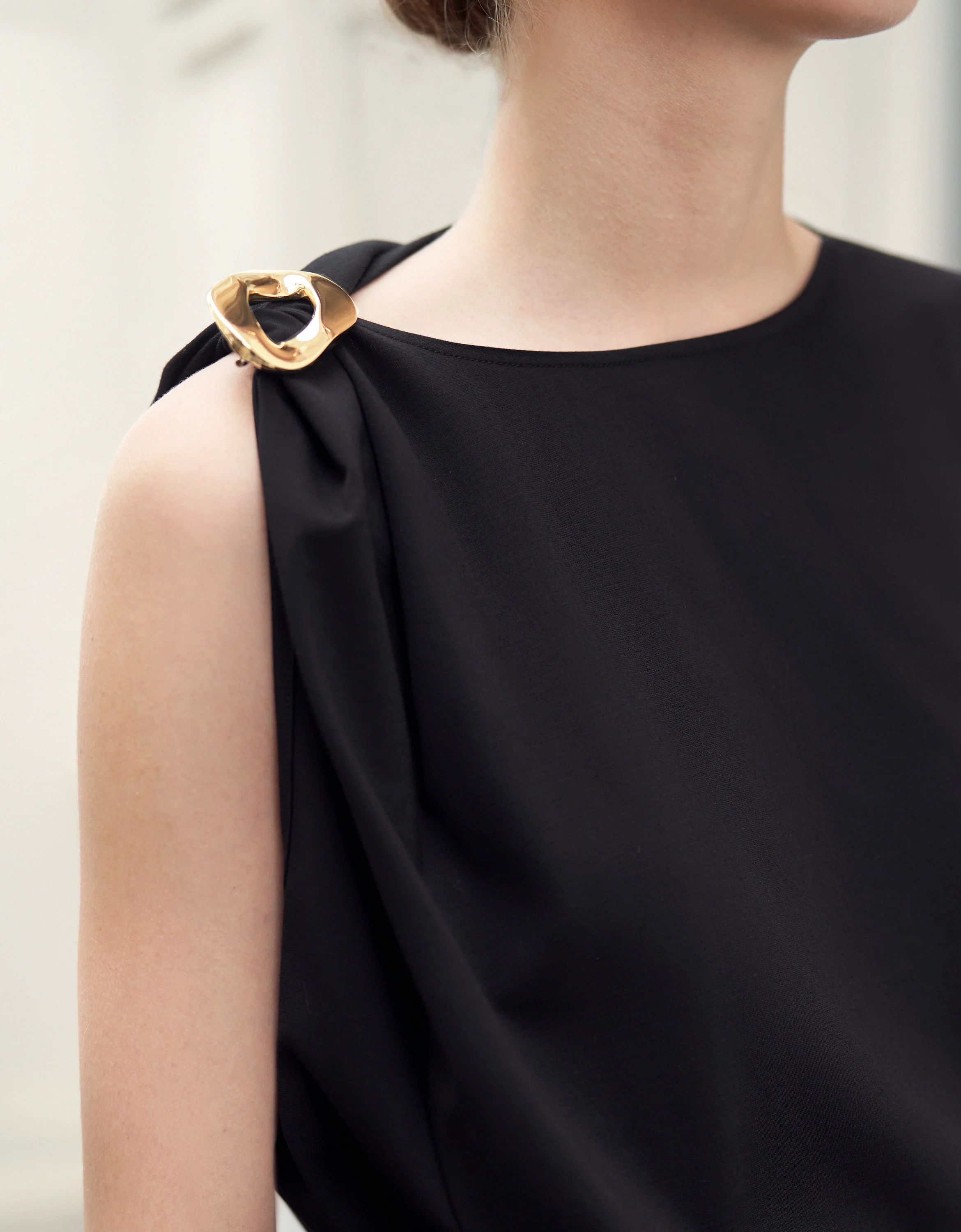 Shoulder Buckle Asymmetric Top - Image 6