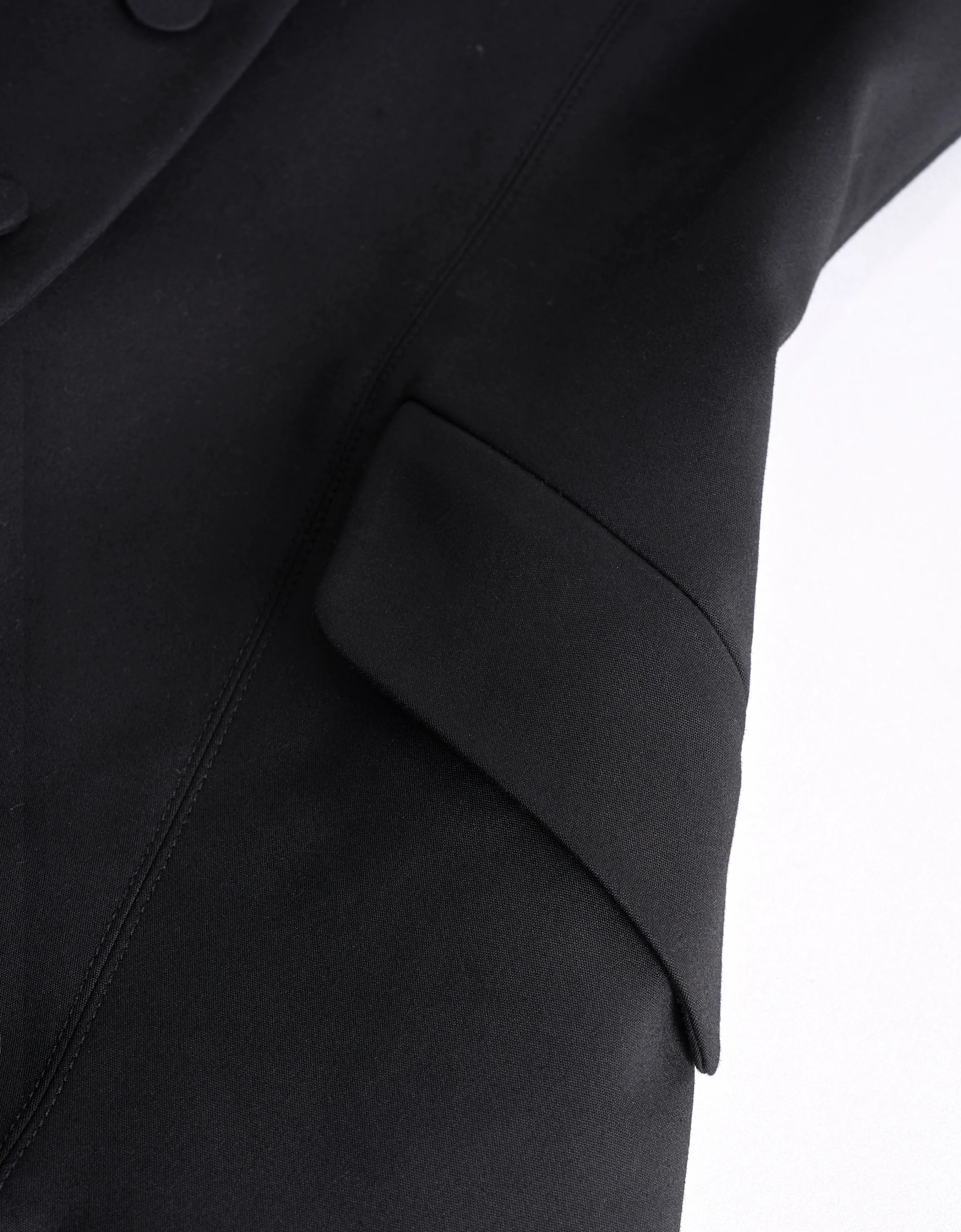 Single-breasted Sleeveless Vest - Image 10