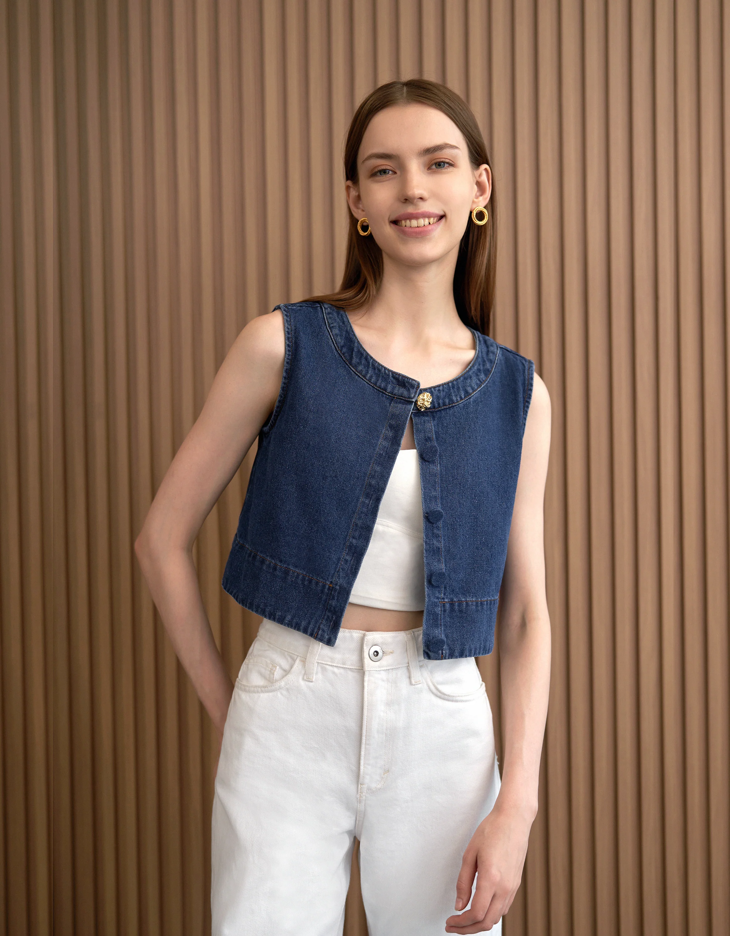 Sleeveless Button Front Denim Top - Image 6