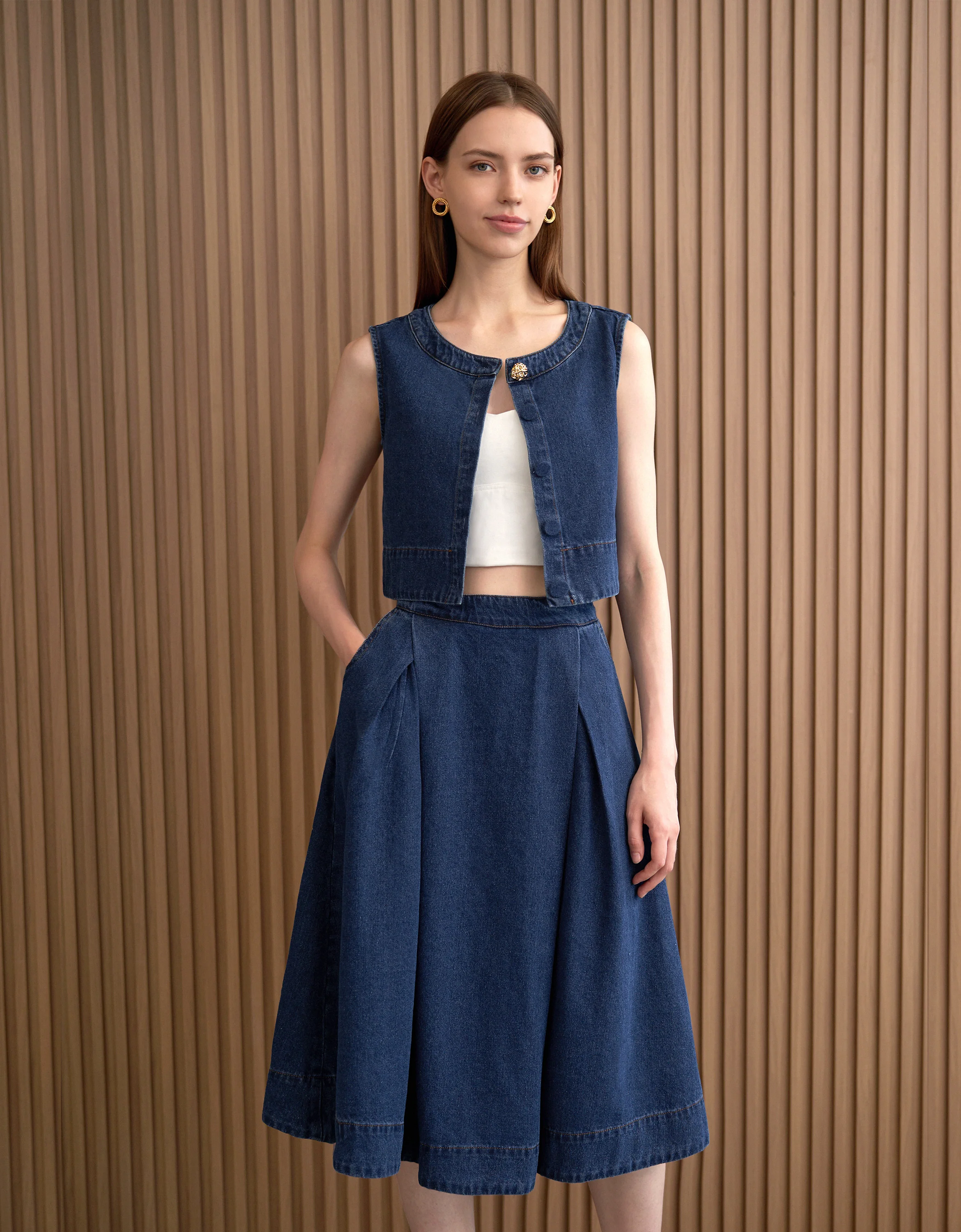 Sleeveless Button Front Denim Top - Image 8