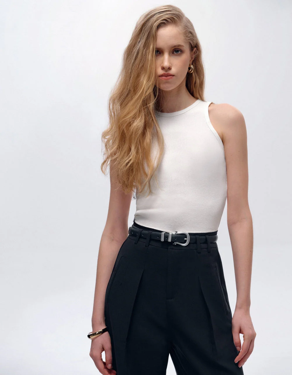 Sleeveless Crop Top - Image 7