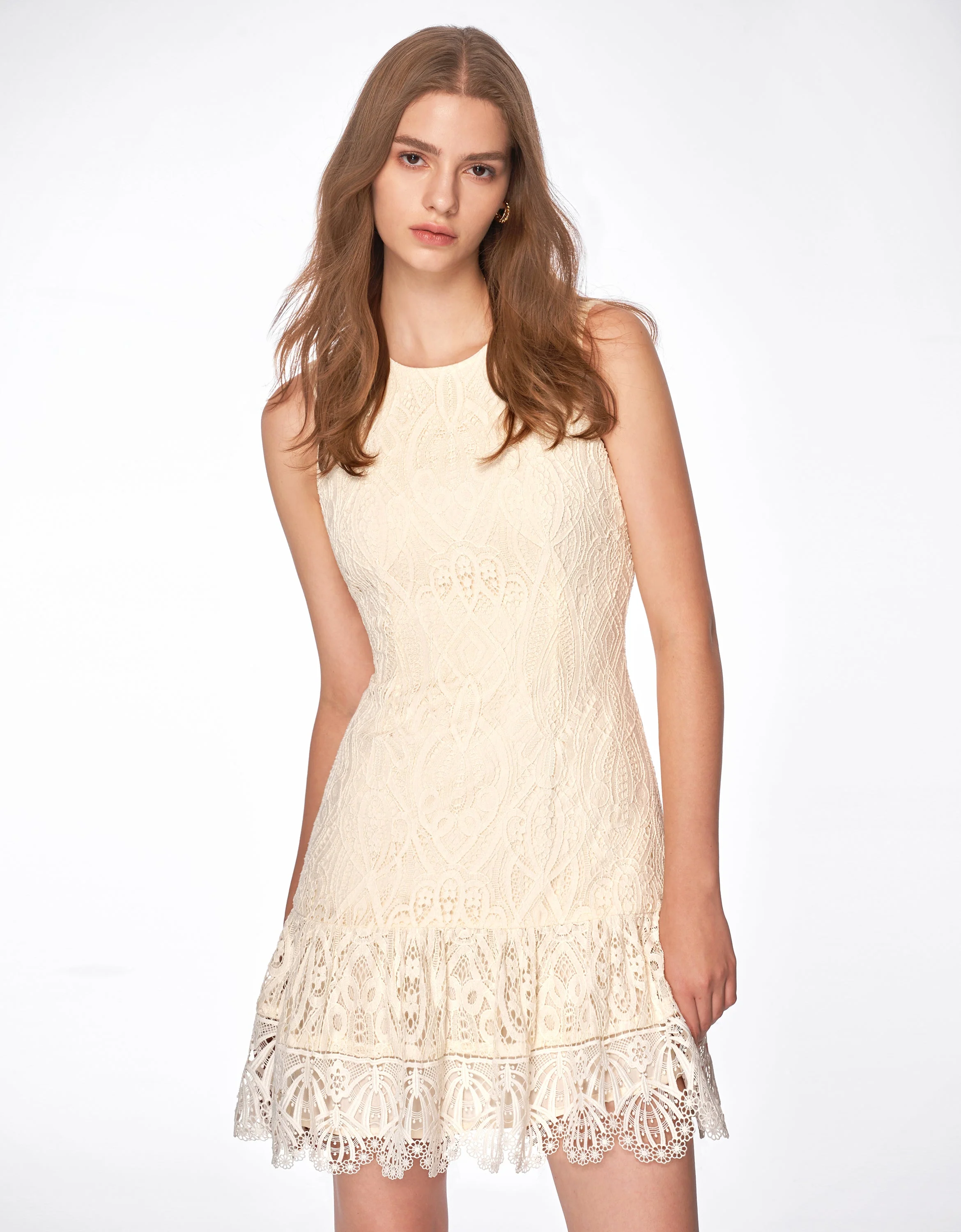 Sleeveless Lace Dress - Image 3